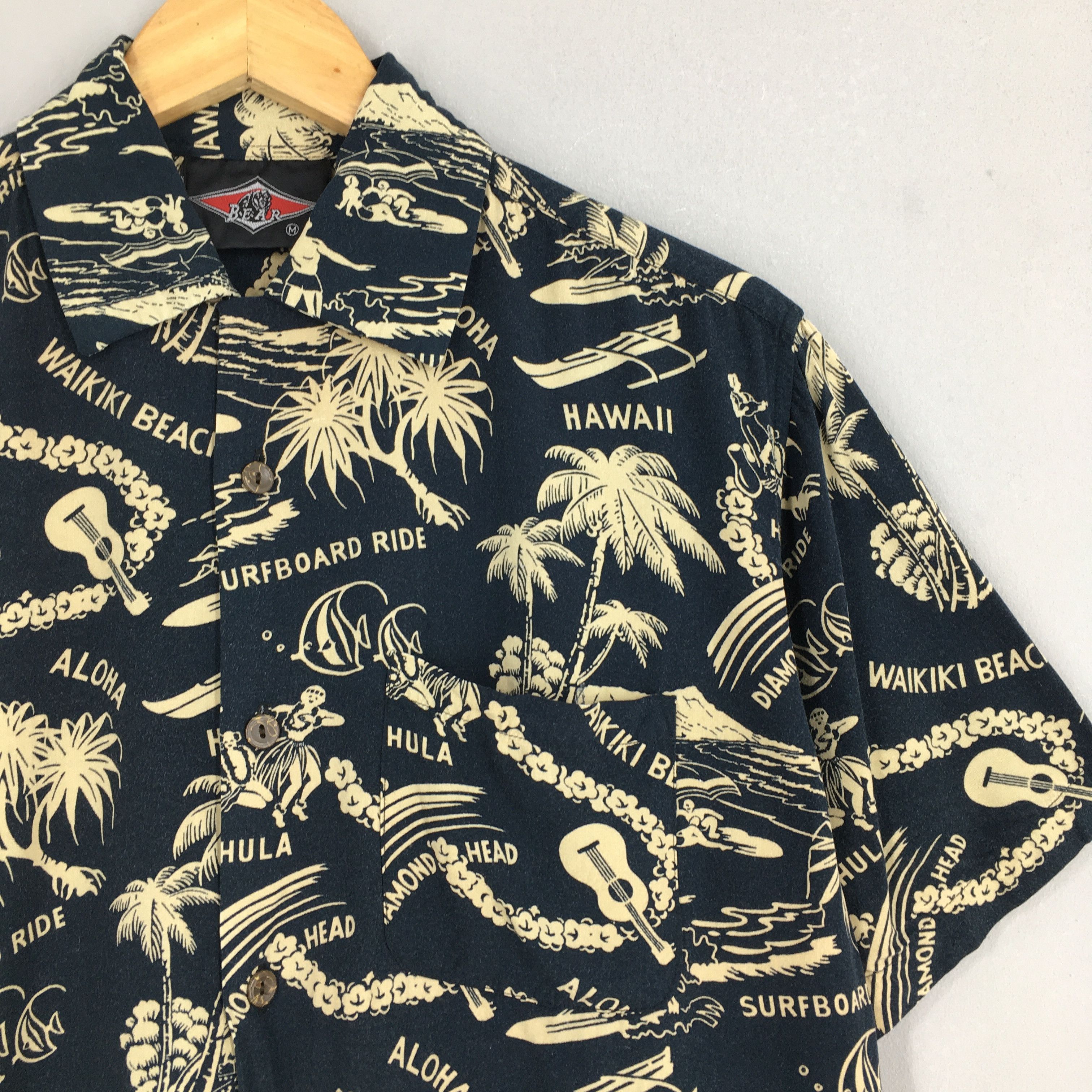 Life's a Beach Vintage Bear Waikiki Beach Surfing Ukulele Beach Shirt M Size US M / EU 48-50 / 2 - 2 Thumbnail