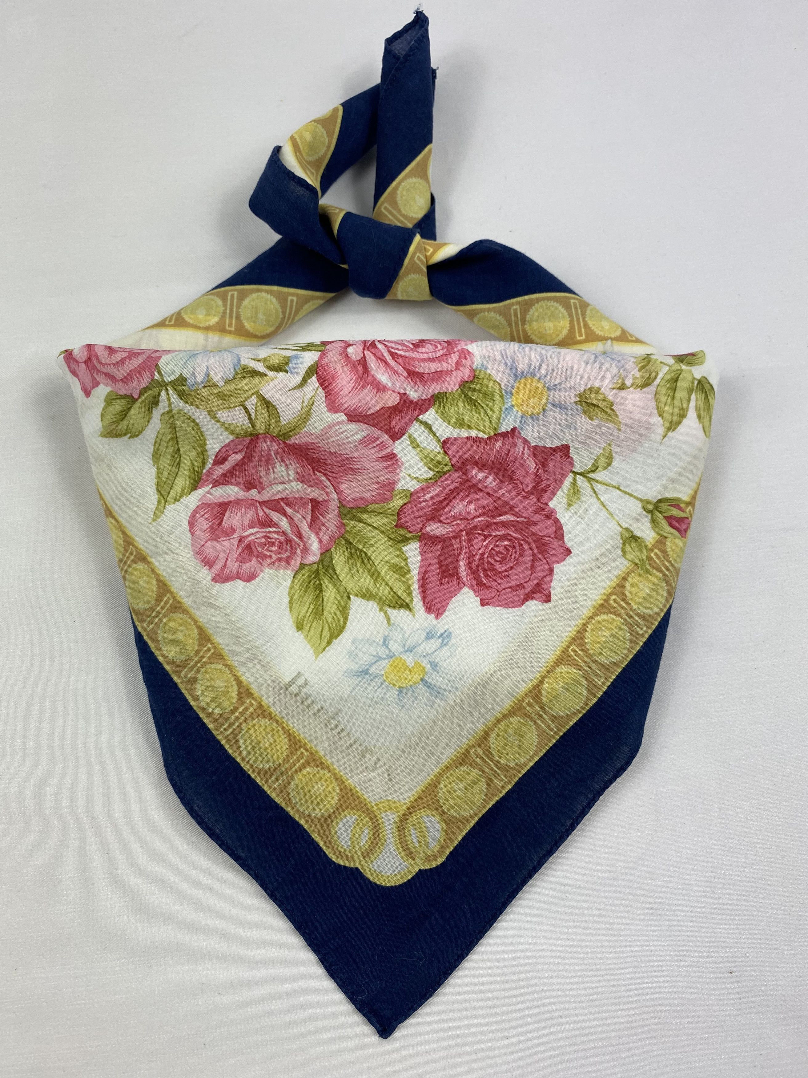 Burberry Burberry Handkerchief / Bandana / Neckerchief Size ONE SIZE - 1 Thumbnail
