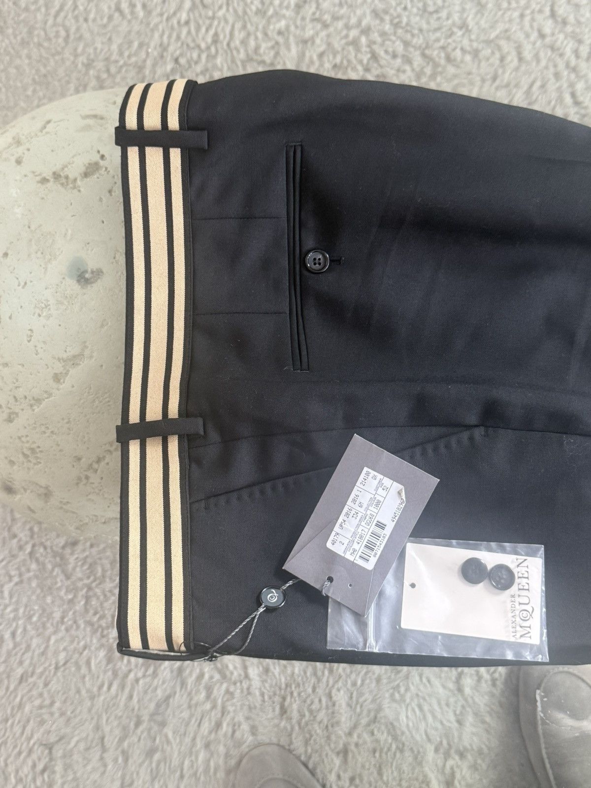 Alexander McQueen Alexander McQueen Branded Black Trouser / Pant Size 42R - 2 Thumbnail