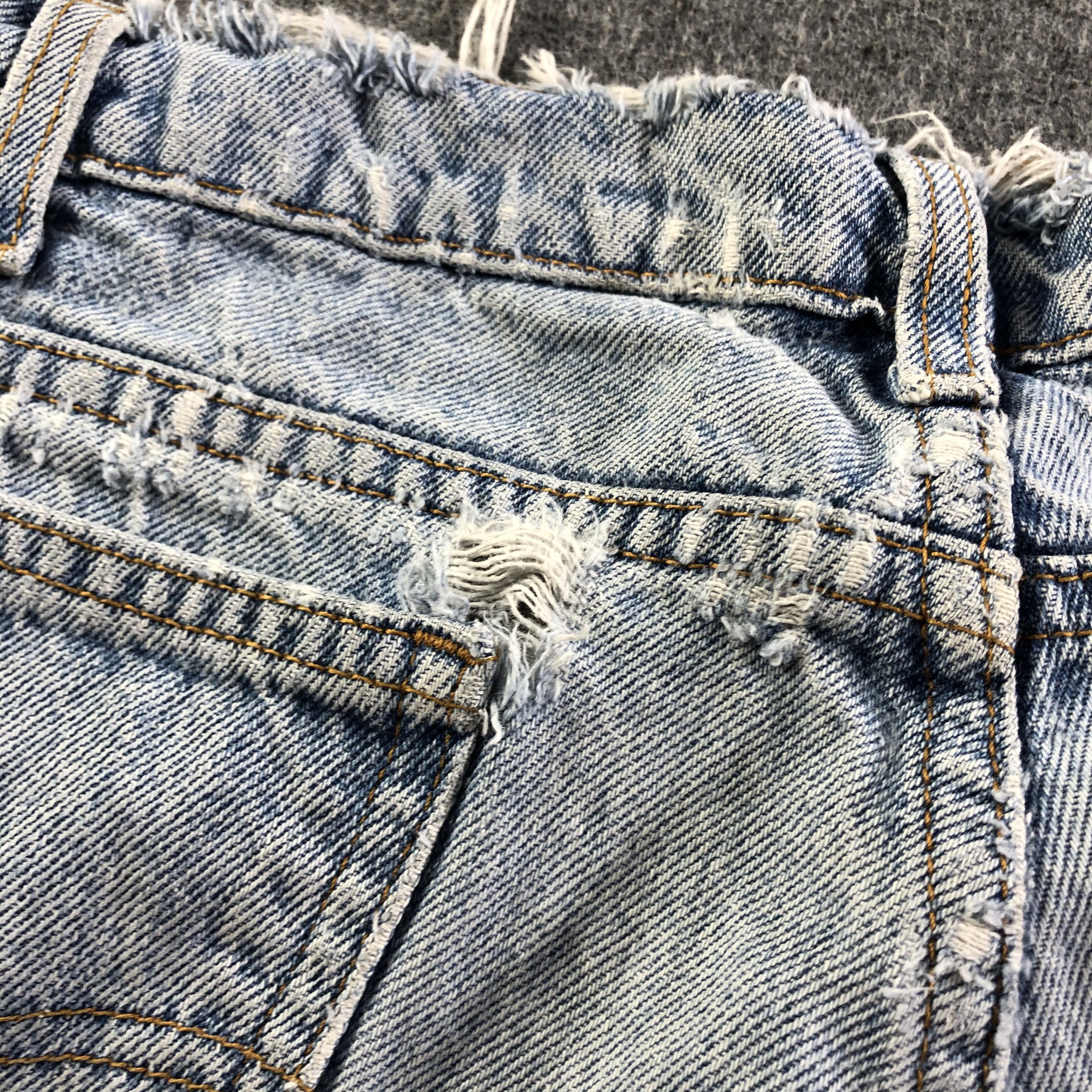 Levi's Vintage Light Wash Levis 505 Jeans-J3698 Size US 33 - 10 Thumbnail
