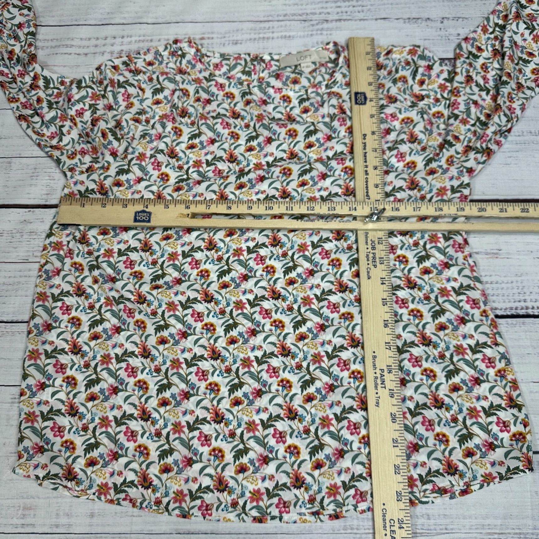 Loft LOFT Blouse Shirt Long Sleeve Floral Ruffle Petite M Pink White Women Size M / US 6-8 / IT 42-44 - 2 Thumbnail