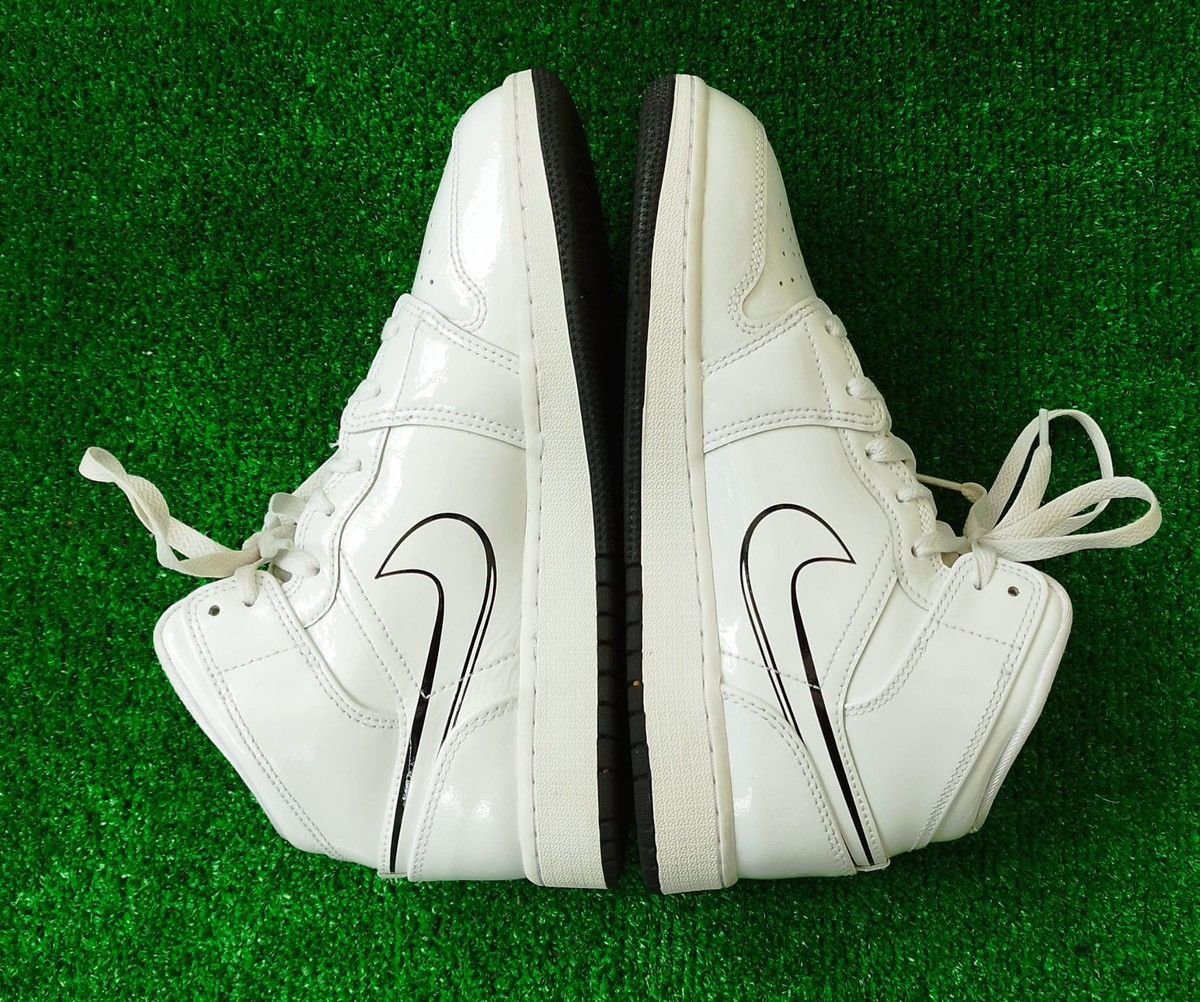 Jordan Brand Shoes Air Jordan 1 Mid Schematic. Size US 7.5 / IT 37.5 - 4 Thumbnail