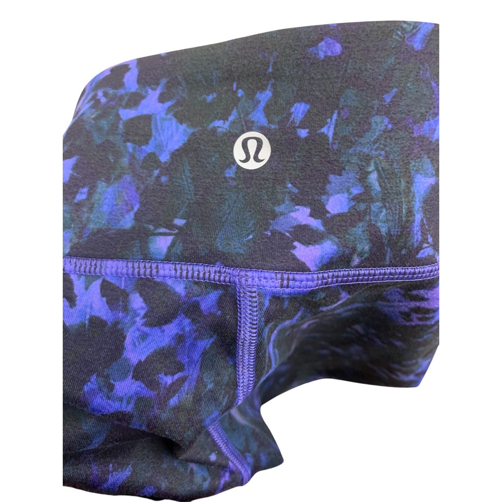 Lululemon Lululemon Wunder Under Crop II *Full-On Luon SZ 6 Size 28" / US 6 / IT 42 - 6 Thumbnail