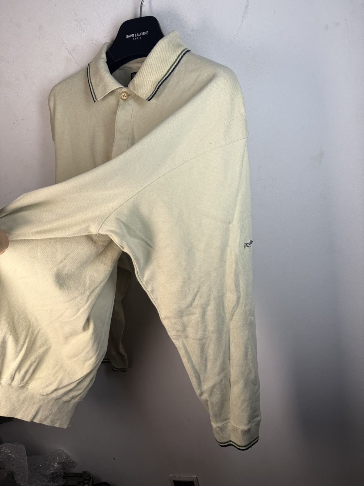 Yves Saint Laurent 90s Beige YSL Sweatshirt 1/4 Button Up Sweater Rugby Shirt Size US XL / EU 56 / 4 - 12 Thumbnail