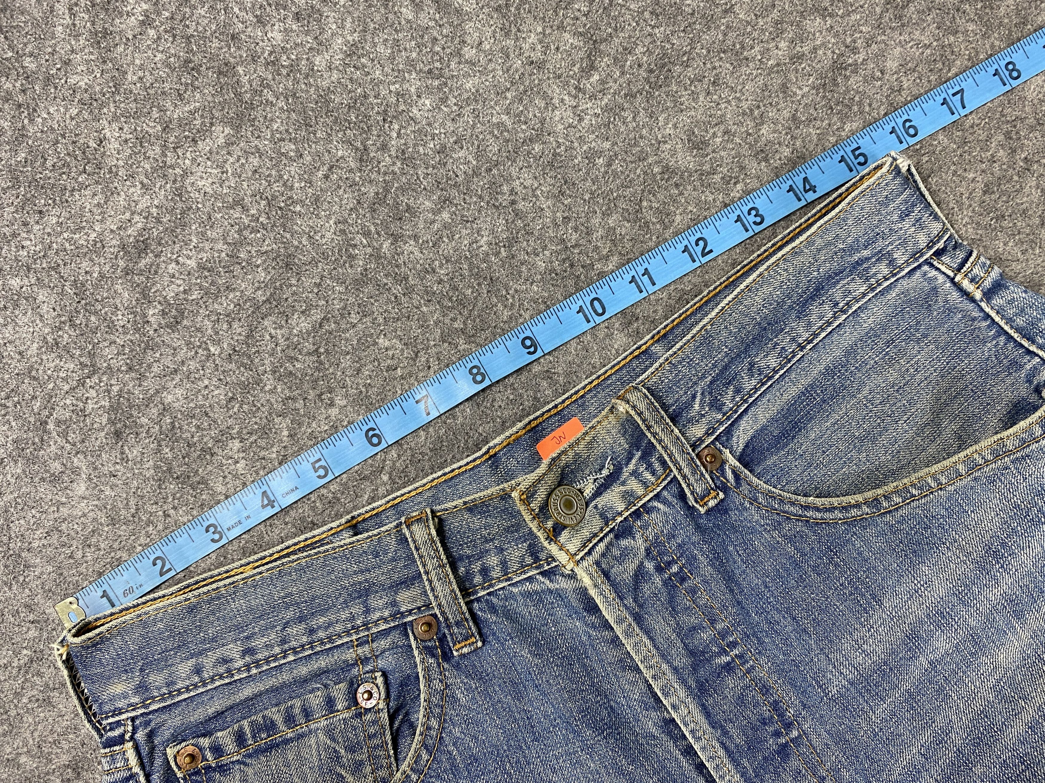 Levi's Distressed Blue Vintage Levi's 501 Jeans 31x33 Denim -JN2300 Size US 31 - 5 Thumbnail