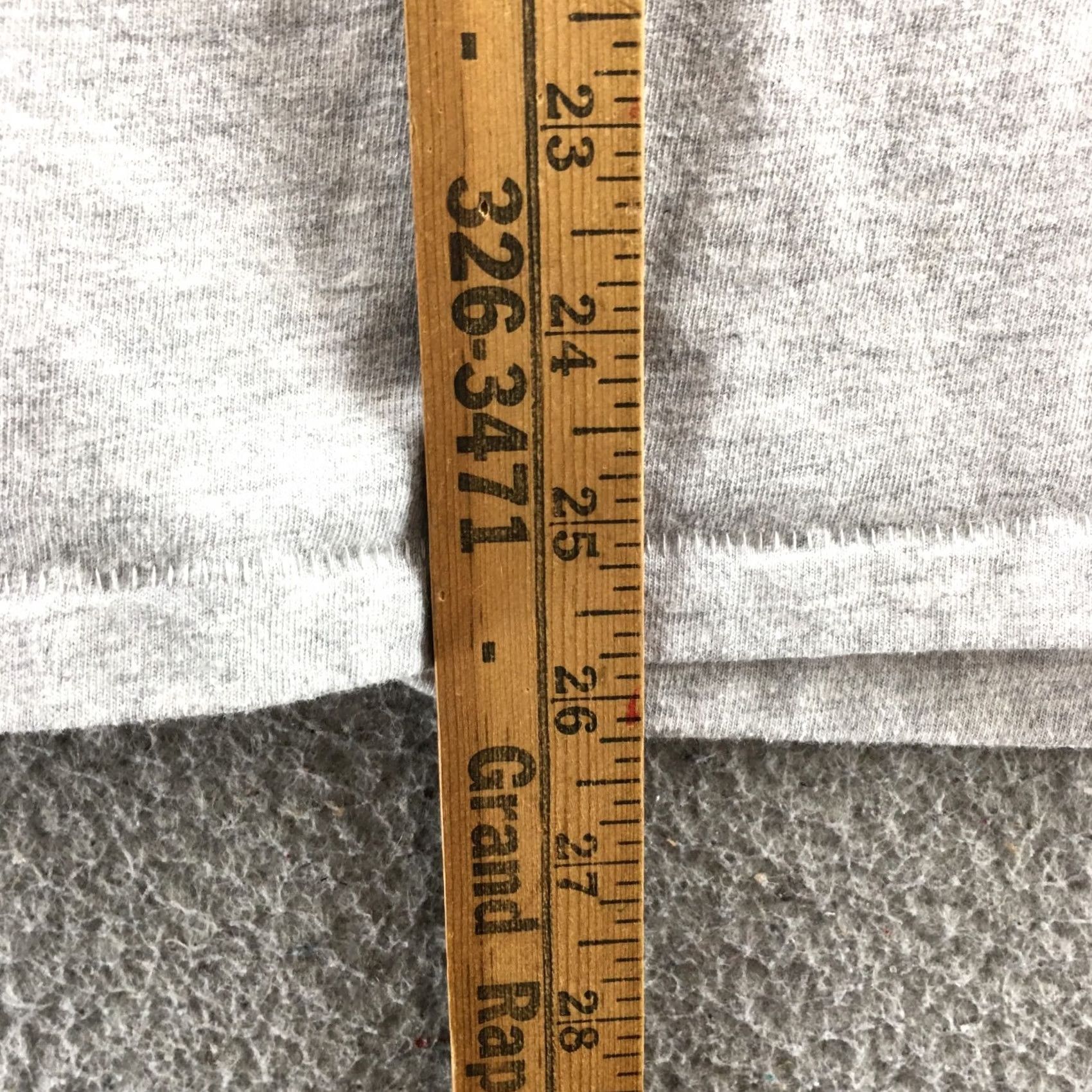 American Eagle Outfitters American Eagle Outfitters T-Shirt Mens S Gray Cotton Blend Long Sleeve Pullover Size US S / EU 44-46 / 1 - 7 Thumbnail