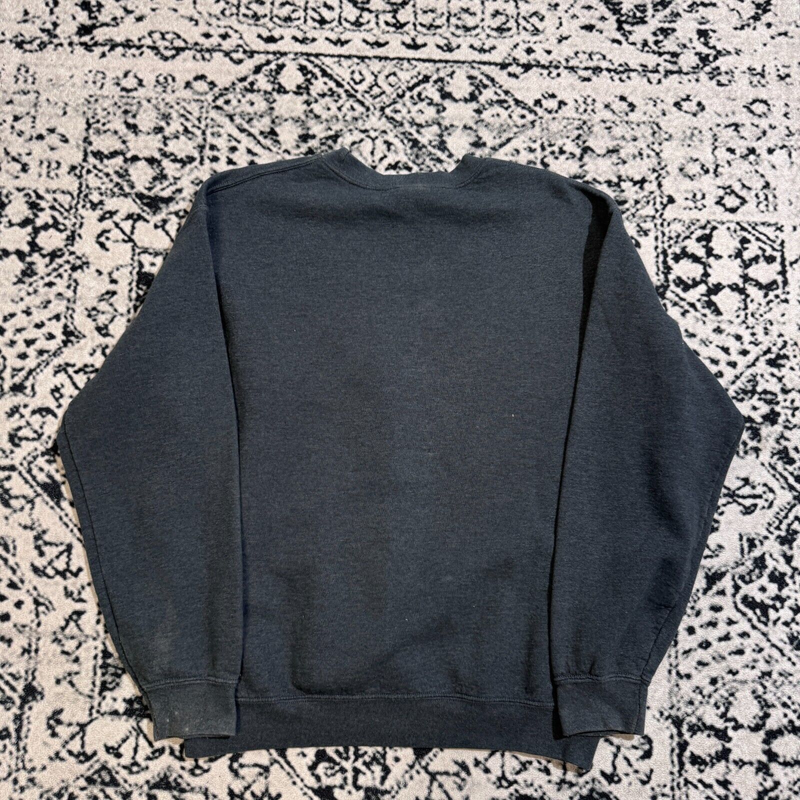 Vintage Vintage Unisex Gray Cotton Crewneck Size S Luxor Casino 90s Size US S / EU 44-46 / 1 - 9 Thumbnail