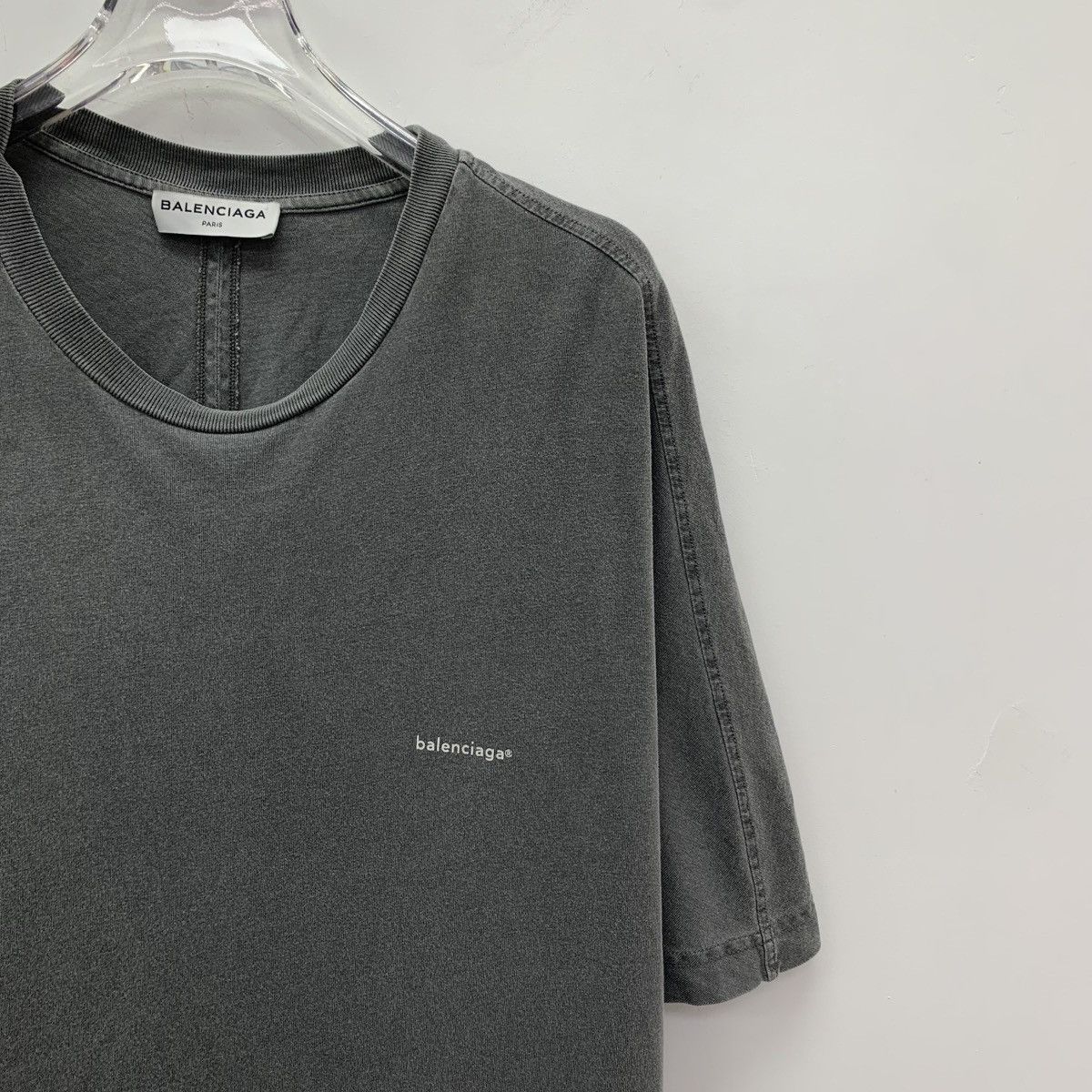 Balenciaga Balenciaga Washed Logo Printed Crew Neck T-Shirt K26WX Size US XS / EU 42 / 0 - 3 Thumbnail