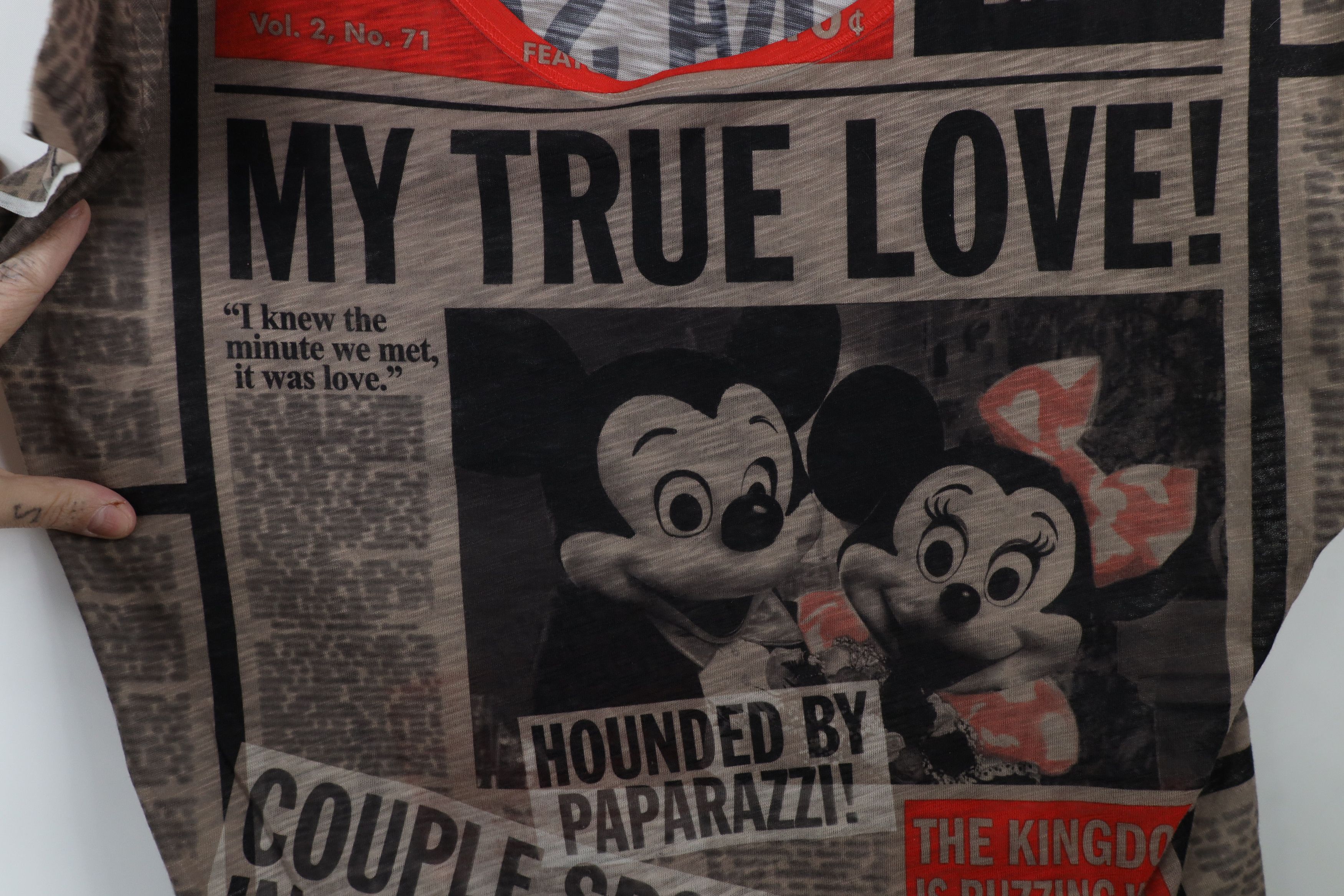 Disney × Vintage Vintage Y2K Disney Park Original Mickey Minnie Print T-Shirt Size XL / US 12-14 / IT 48-50 - 4 Thumbnail