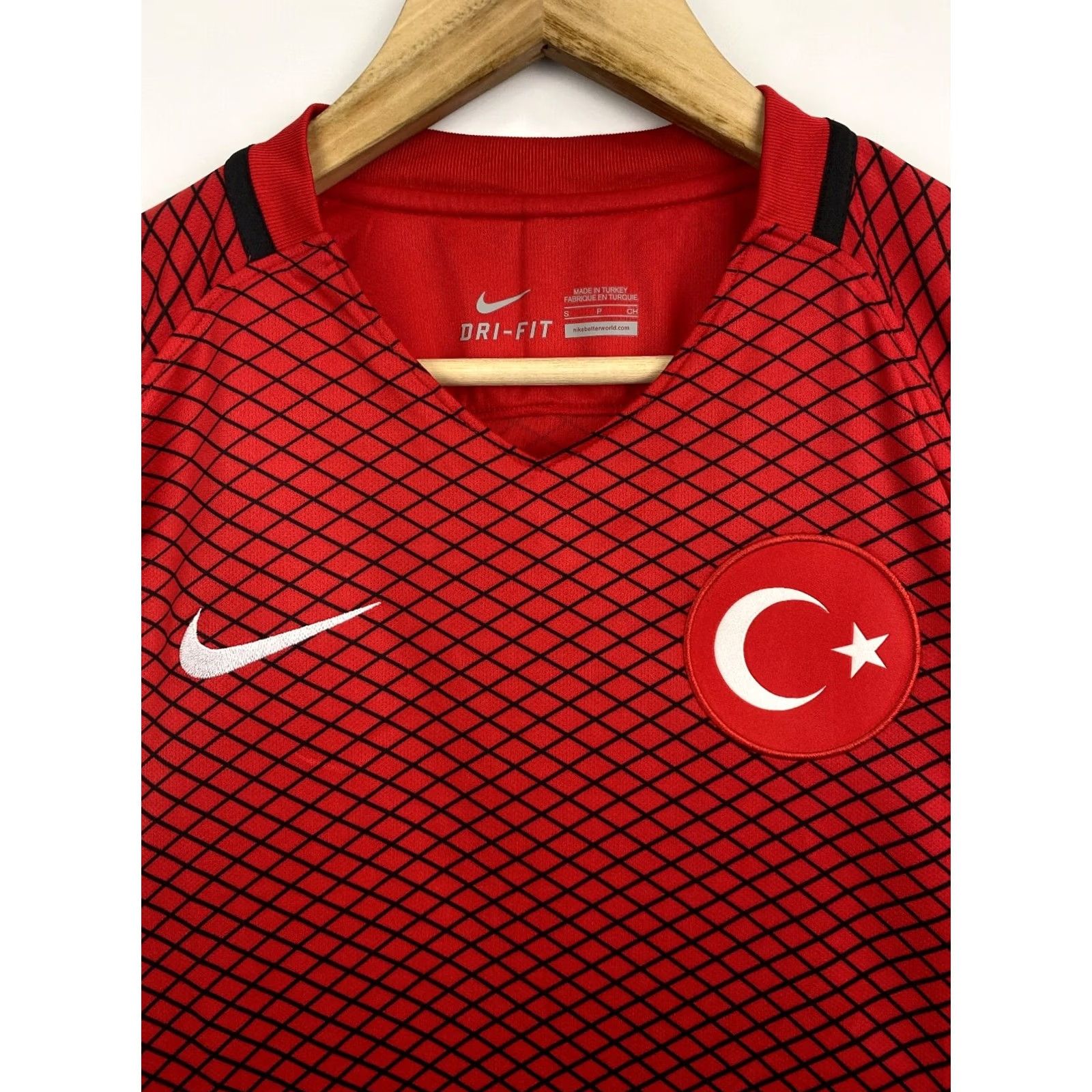 Nike Nike Turkiye Soccer Jersey T-Shirt S Red Mens Shirt Y2K 2016 Turkey Size US S / EU 44-46 / 1 - 4 Thumbnail