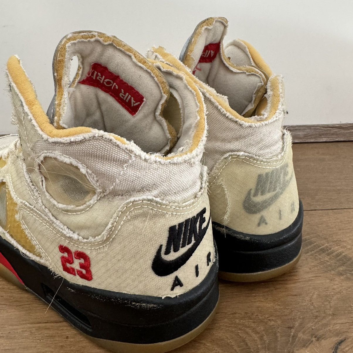 Jordan Brand × Off-White Air Jordan 5 Off White Sail Size US 8 / EU 41 - 7 Thumbnail