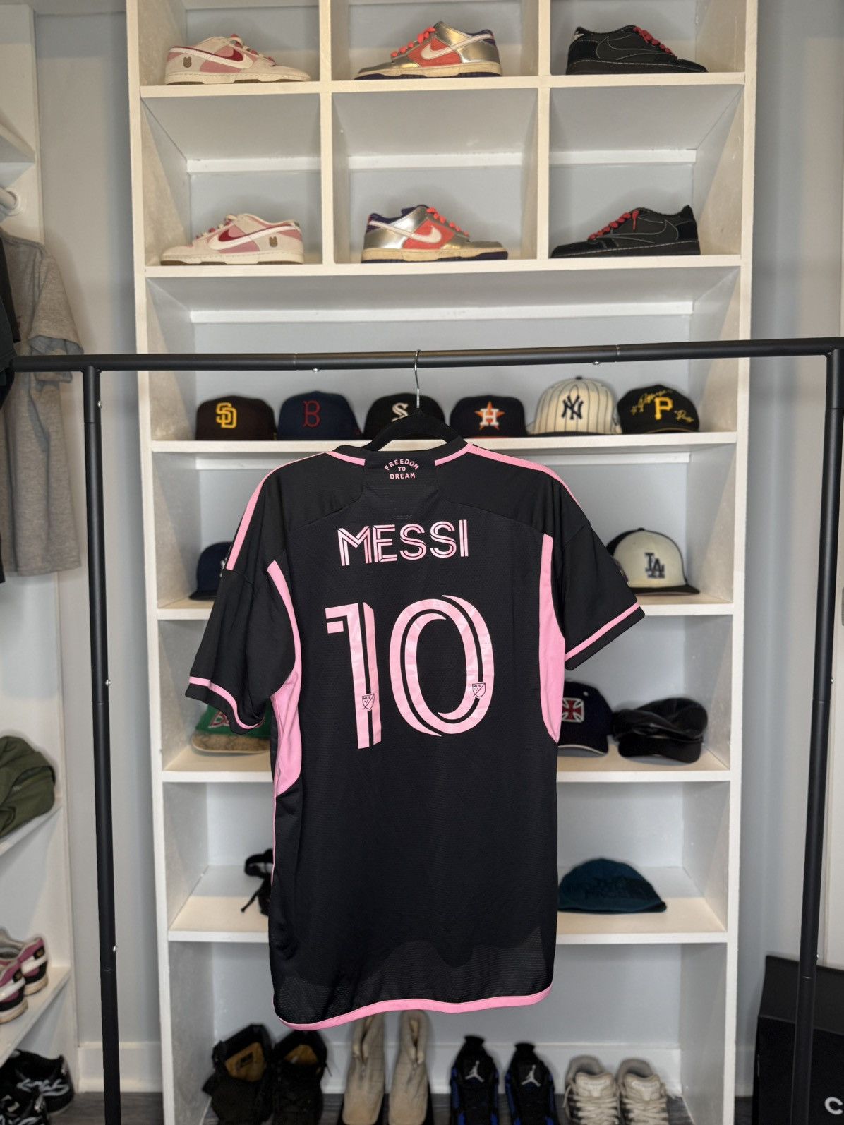 Adidas Inter Miami Messi Jersey Size US L / EU 52-54 / 3 - 2 Thumbnail