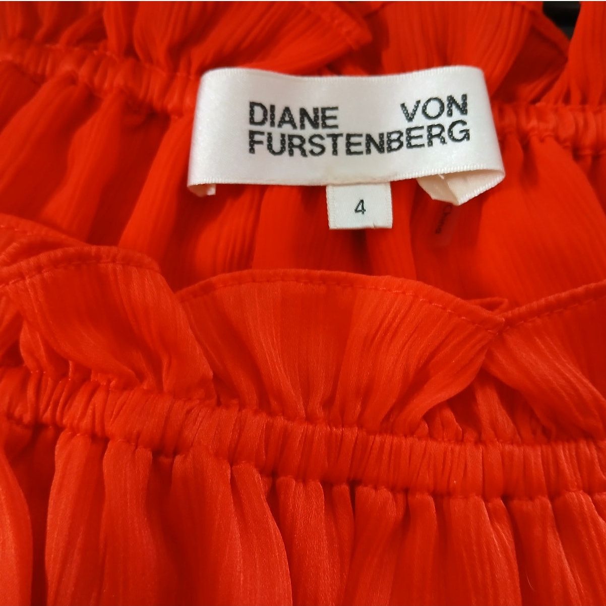 Diane von Furstenberg Diane Von Furstenberg Off Shoulder Mini Dress - Size 4 Size S / US 4 / IT 40 - 2 Thumbnail
