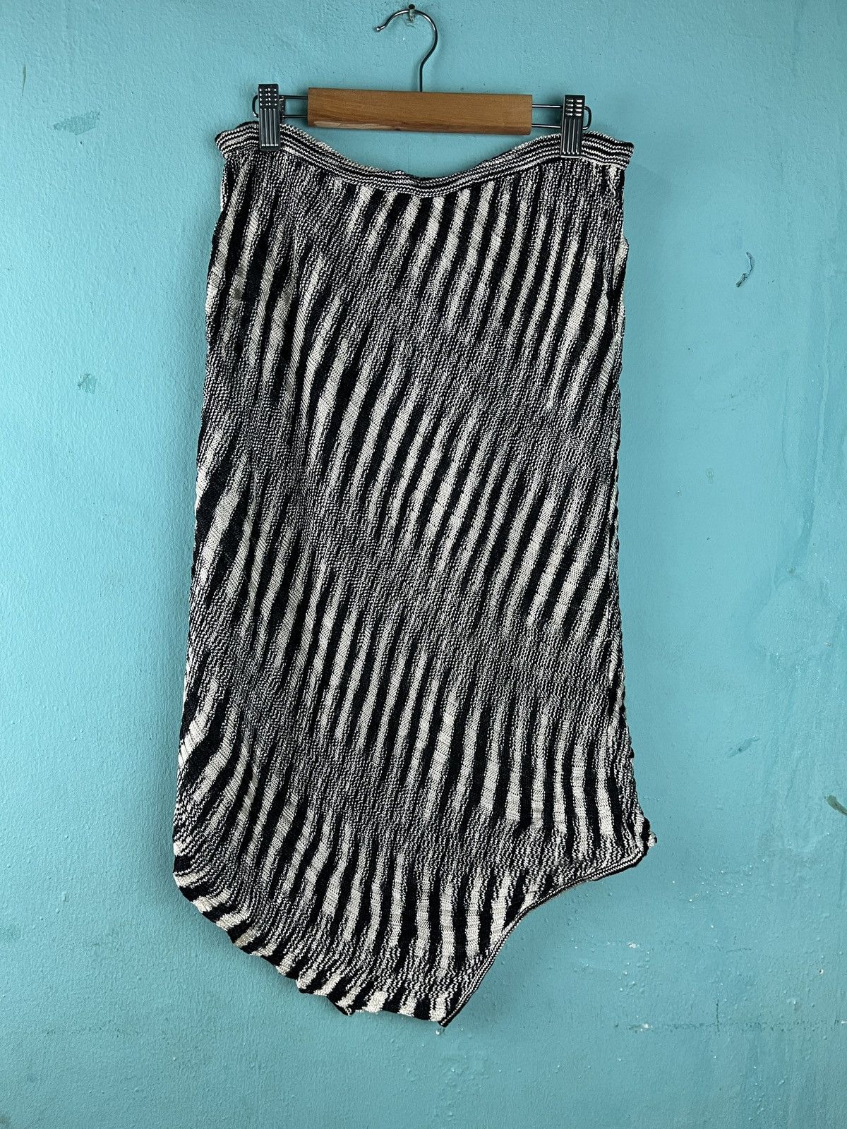 Missoni × Vintage Missoni Knit Black and White Skirt Made in Italy Size 28" / US 6 / IT 42 - 2 Thumbnail