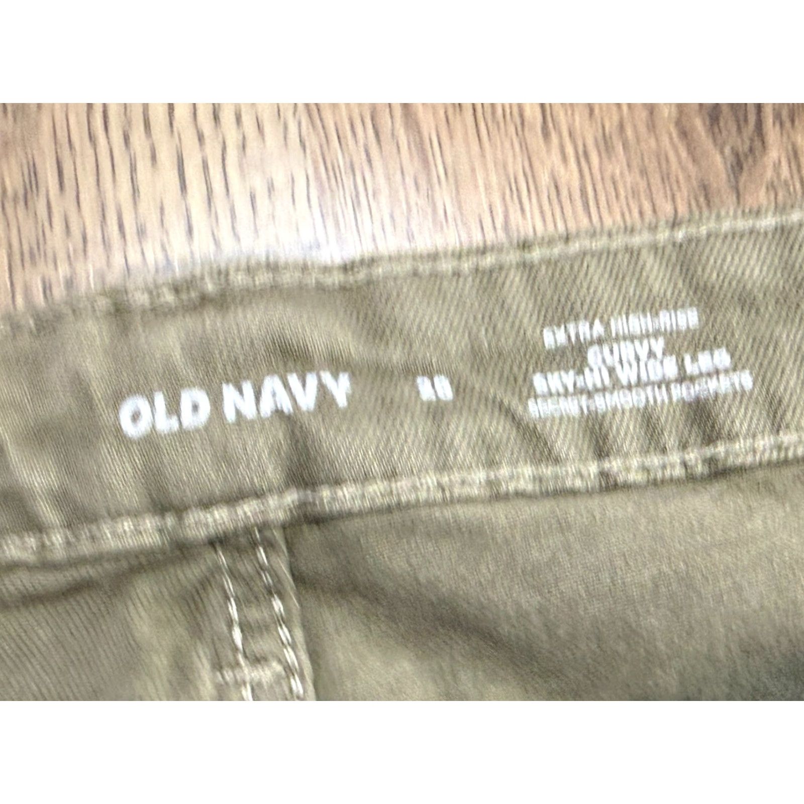 Old Navy Old Navy Jeans Womens 28 Green Extra High Rise Curvy Sky Hi Wide Leg NWT Jeans Size 28" / US 6 / IT 42 - 7 Thumbnail