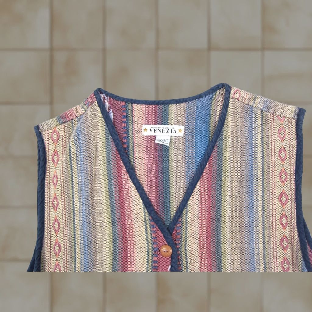 Vintage VINTAGE Venezia Vest Womens 26/28 Yellow Red Southwestern Button Front Cotton Vest Womens Size 26/28 Yellow Southwestern 90s Mens Womens Girls Boys Size 4XL / US 24-26 - 1 Thumbnail