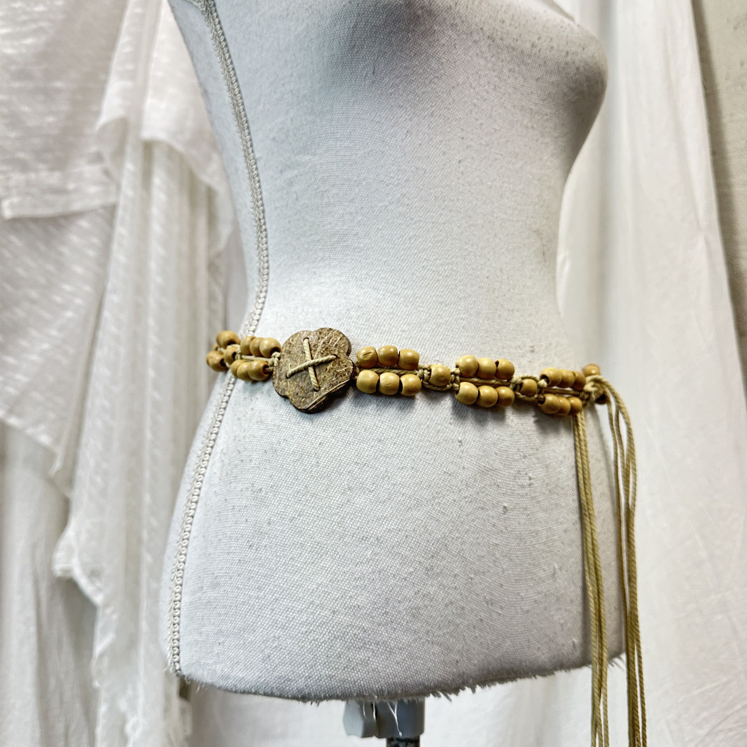 Vintage Vintage Wooden Braided Belt Y2K Size ONE SIZE - 1 Thumbnail