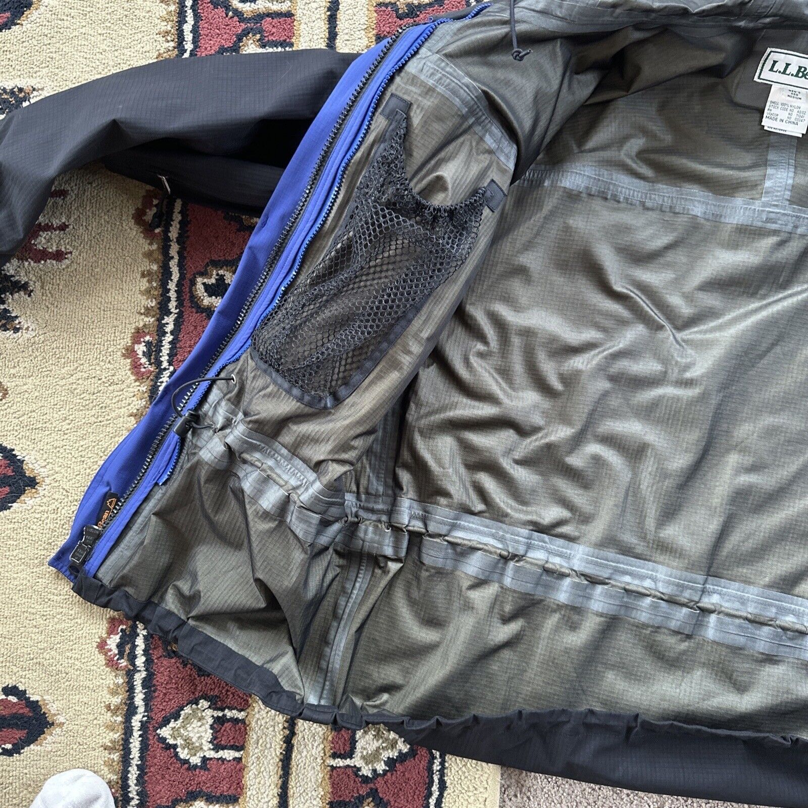 L.L. Bean LL Bean Mountain Guide Mens Jacket Gore-Tex Large Size US L / EU 52-54 / 3 - 5 Thumbnail