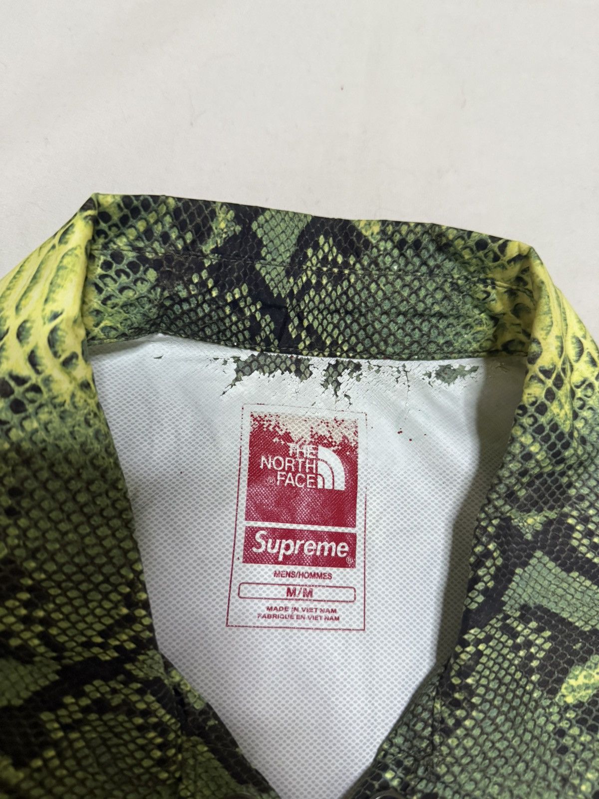 Supreme × The North Face Supreme tnf the north face snakeskin taped seam coach Jacket Size US M / EU 48-50 / 2 - 5 Thumbnail
