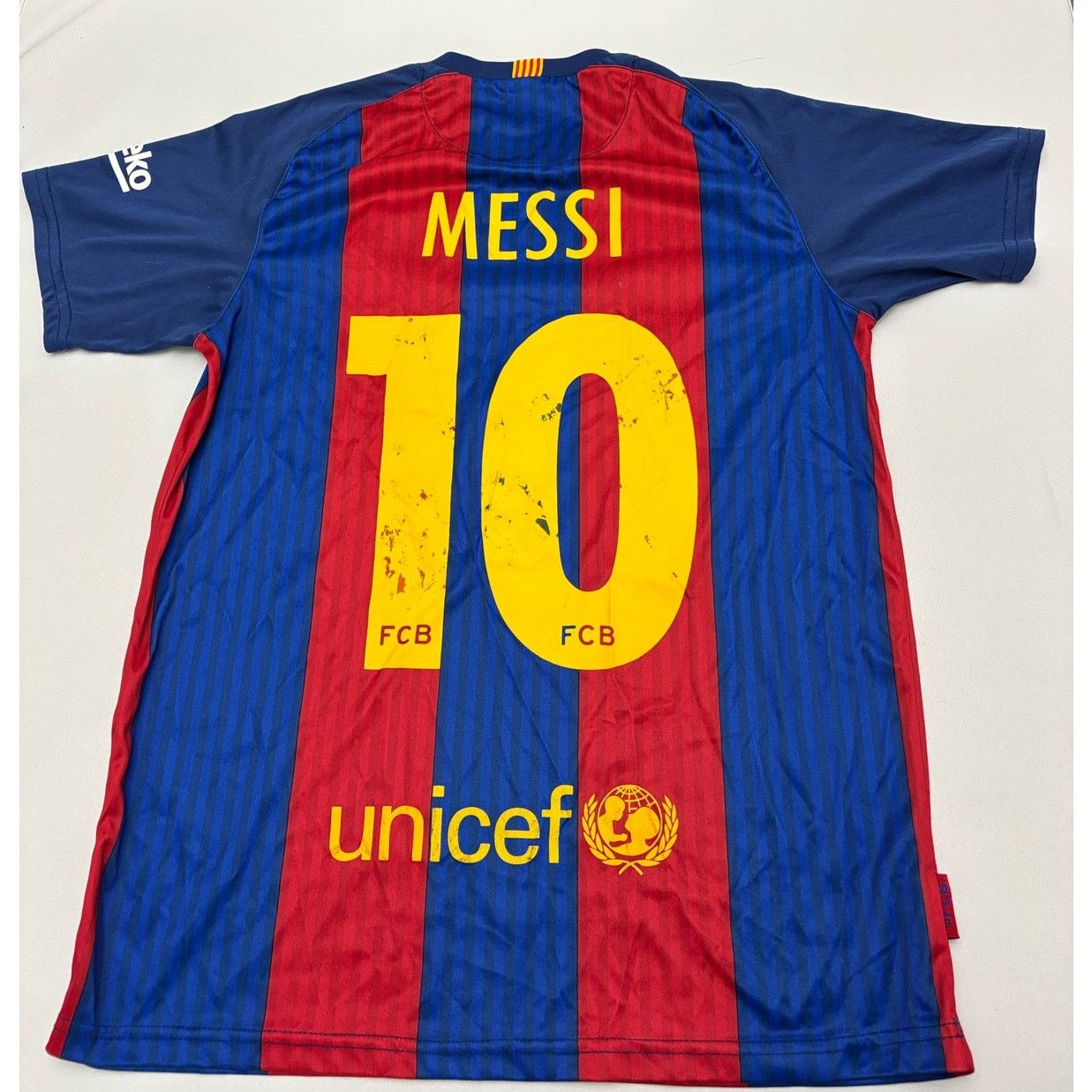 Other MESSI Barcelona Unicef Football Soccer Jersey | Men's Small Size US S / EU 44-46 / 1 - 2 Thumbnail