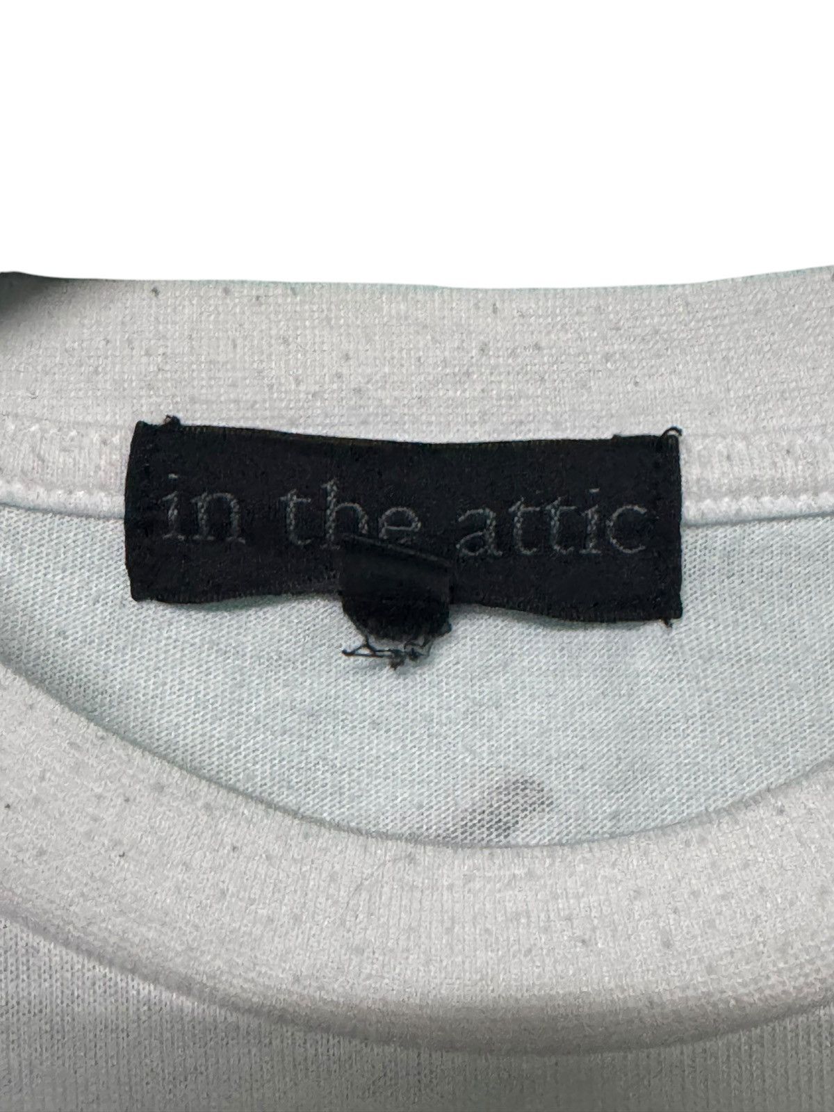 In The Attic 💥 VINTAGE IN THE ATTIC BLUISH PUNK DESIGN RARE TEE Size US L / EU 52-54 / 3 - 11 Thumbnail