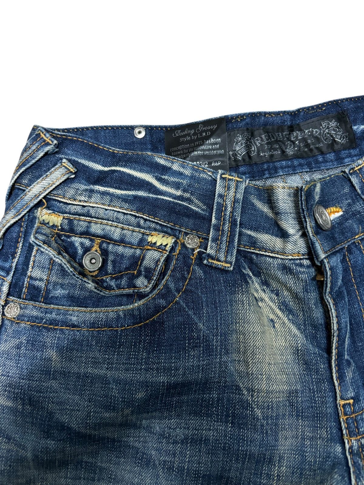 Japanese Brand Y2K Red Pepper Distressed Straight Denim Jeans Size US 31 - 5 Thumbnail