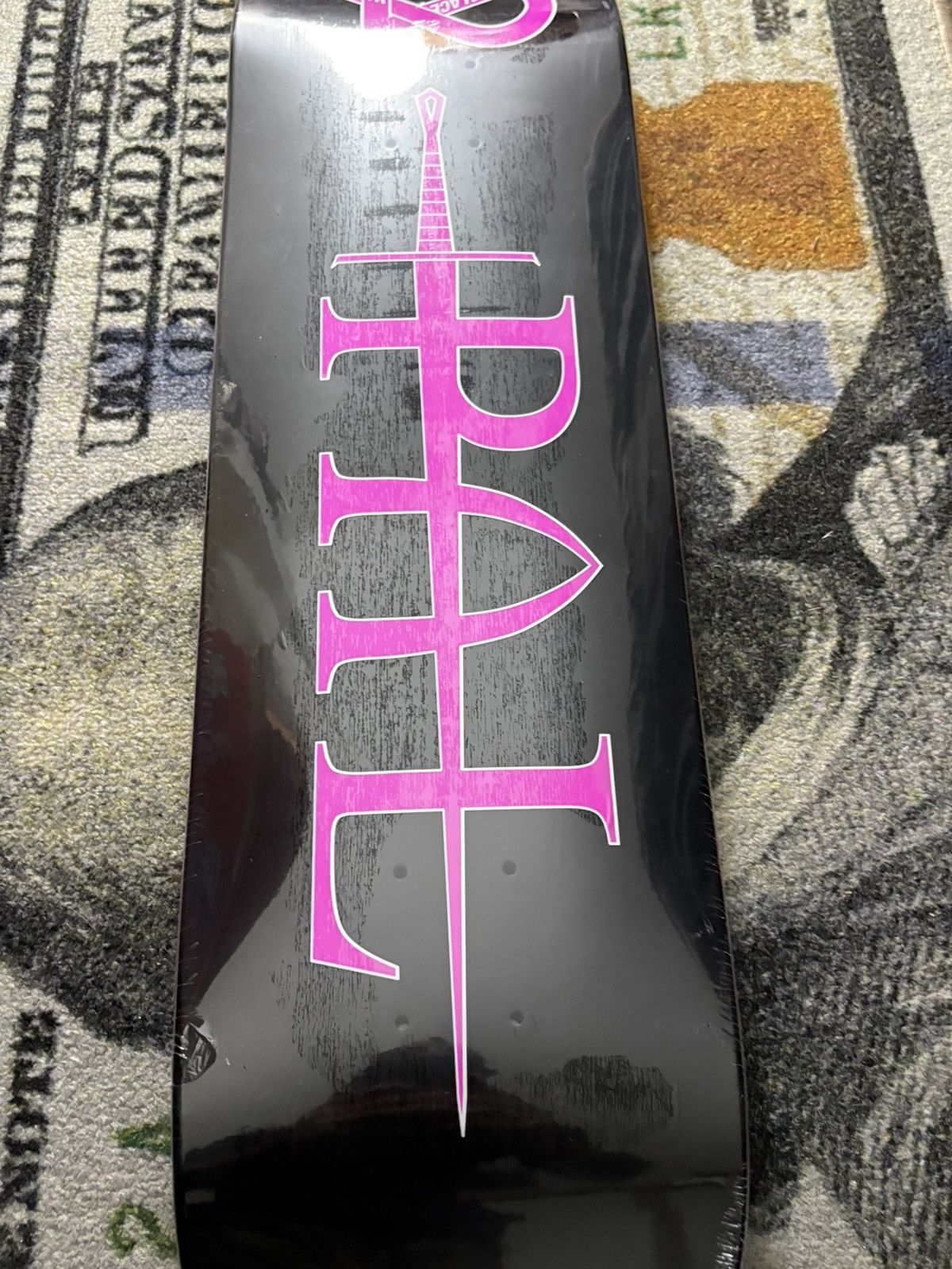 Palace Palace Tri Gram Skateboard Deck Size ONE SIZE - 4 Thumbnail