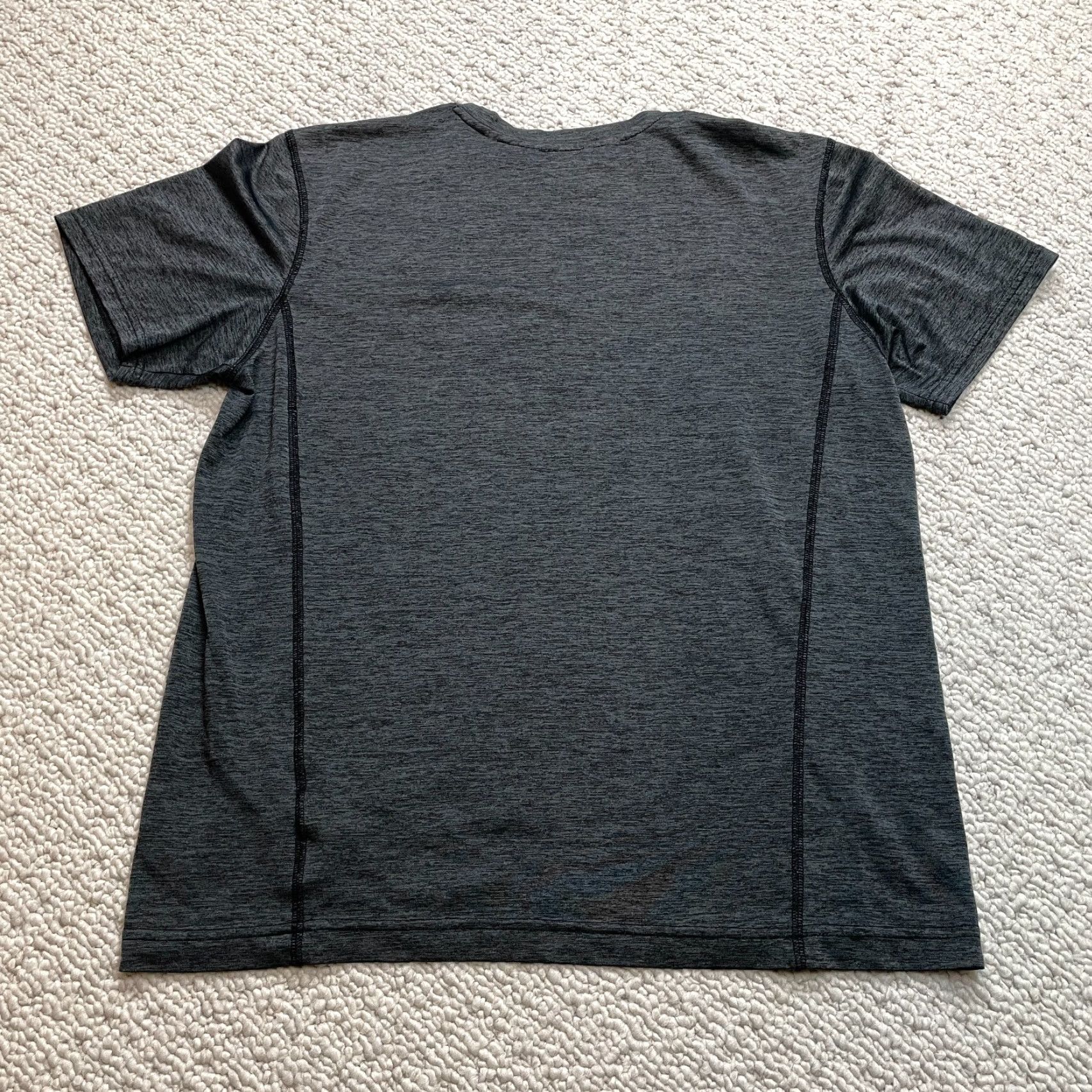 Old Navy Old Navy Shirt Mens L Gray Logo Sports Active T-Shirt Short Sleeve Regular Fit - Microfiber Climalite Workout Gym VINTAGE: No Size US L / EU 52-54 / 3 - 8 Thumbnail