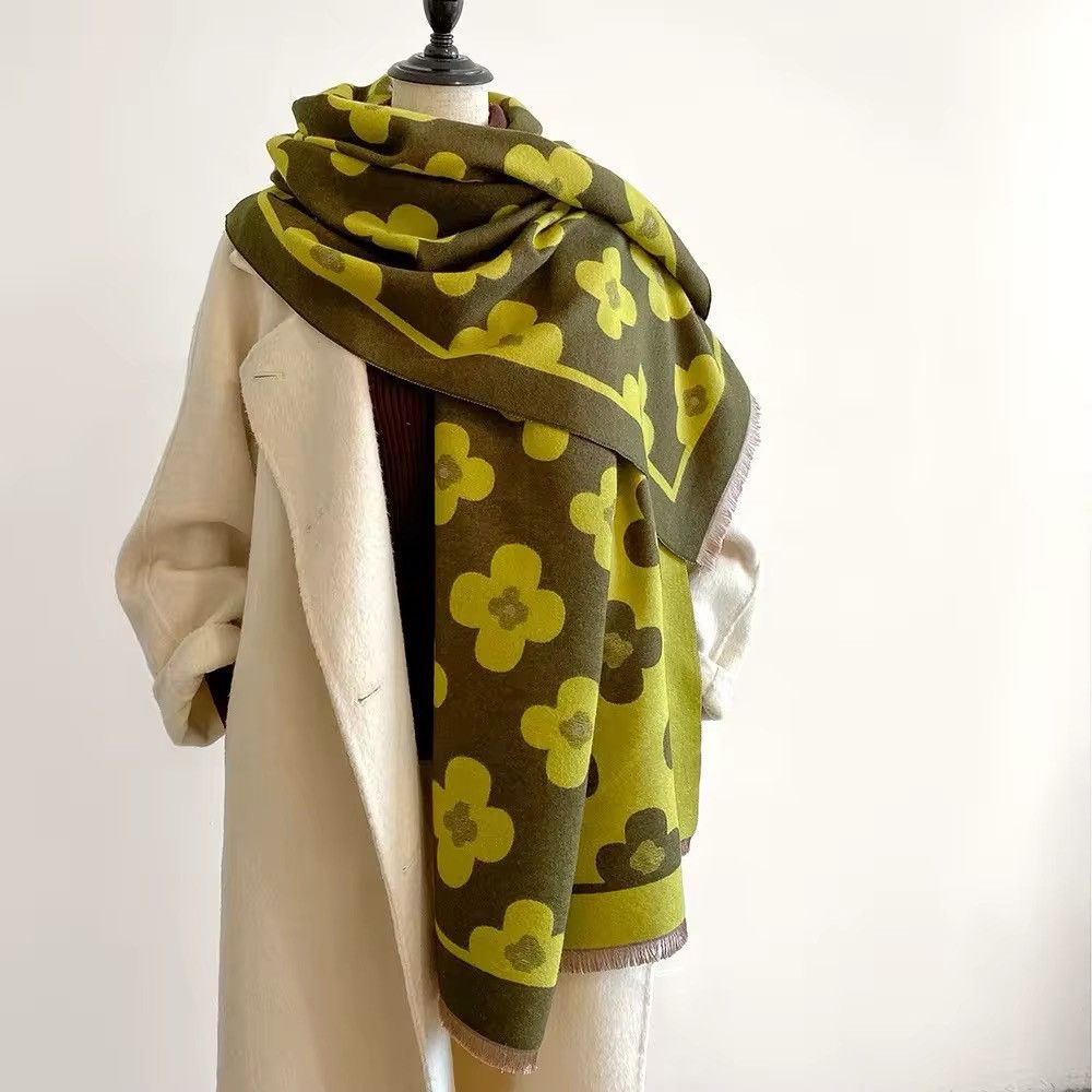 Japanese Brand × Vintage Scarf Luxury Double Sided Cashmere Feel Flower Warm Shawl Size ONE SIZE - 1 Thumbnail