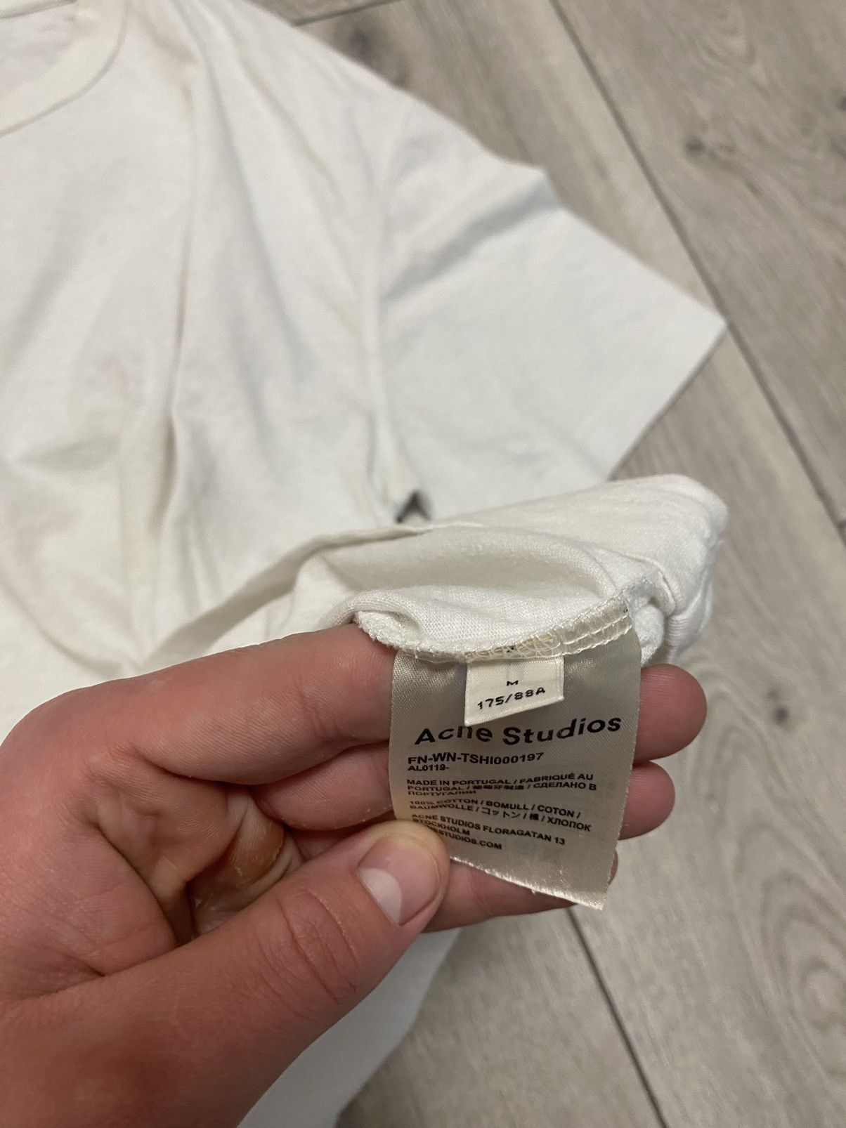 Acne Studios Acne Studios Big Logo fur T-Shirt Size US M / EU 48-50 / 2 - 7 Thumbnail