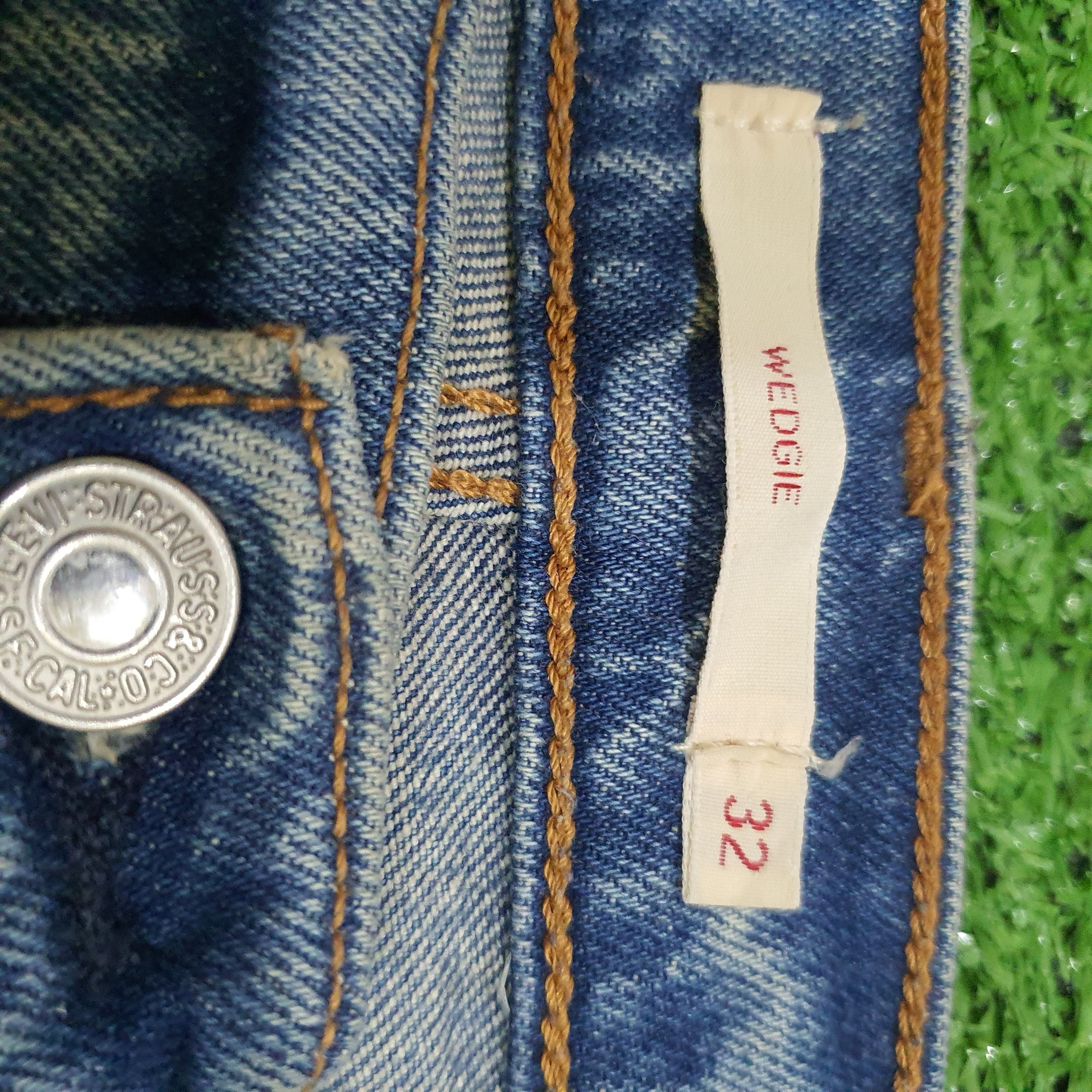 Jean Levi's 501 Original Fit jeans in a light blue wash Size 30" / US 8 / IT 44 - 11 Thumbnail