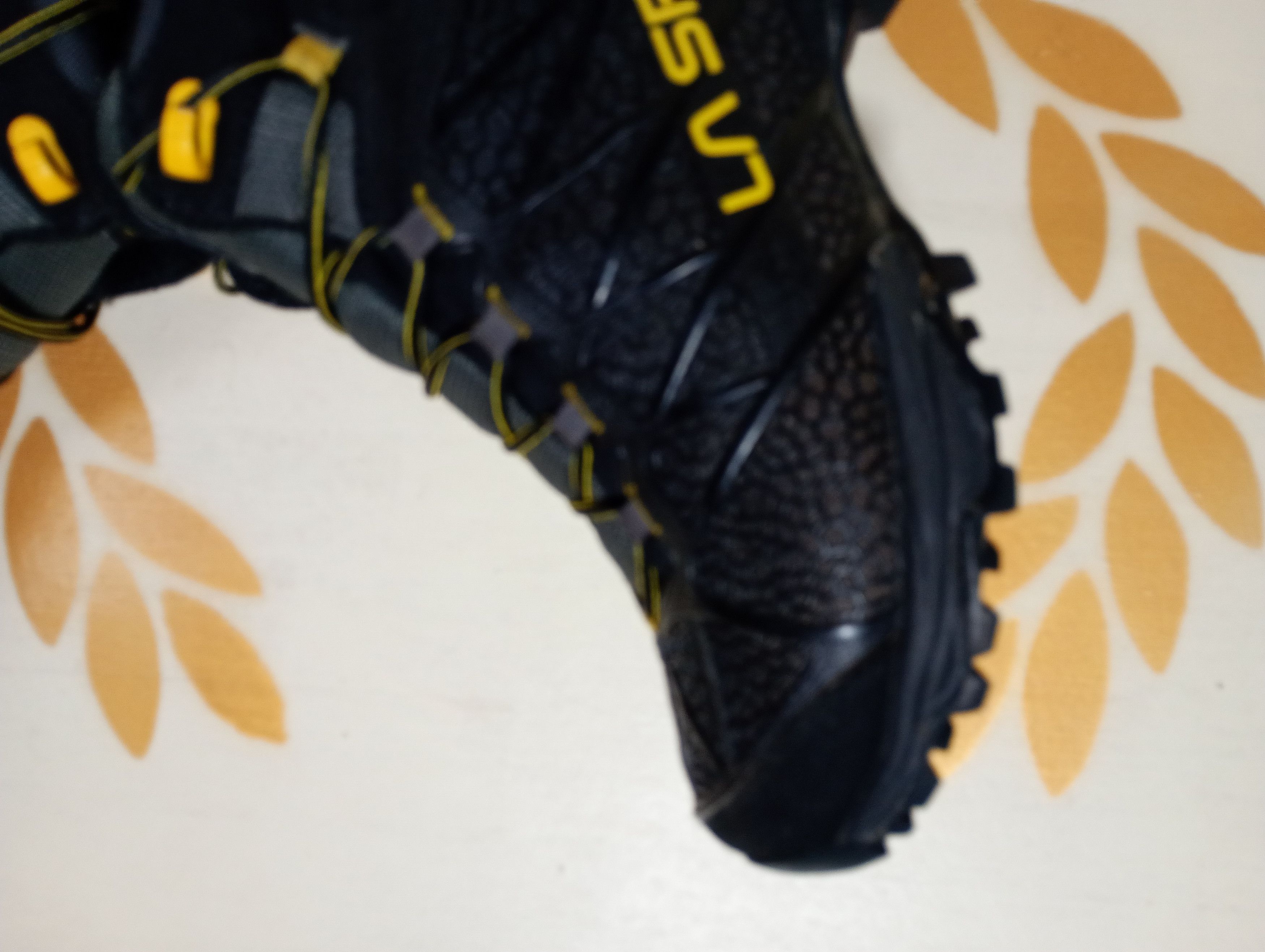 La Sportiva La Sportiva Core High GTX Boots Size US 8.5 / EU 41-42 - 12 Thumbnail