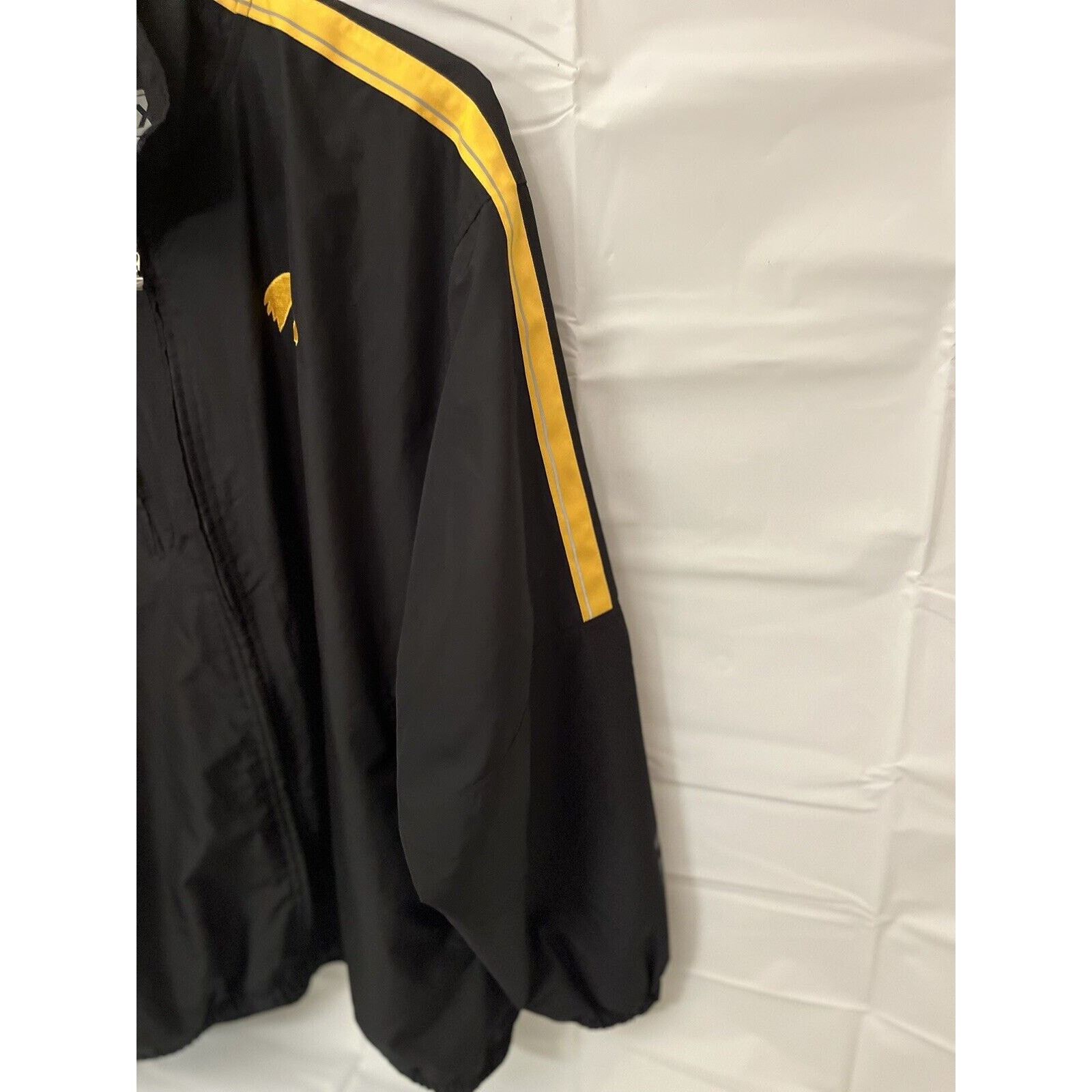 Nike VTG Nike Team Iowa Hawkeyes Jacket - Zip Up - Black Mens 2XL Size US XXL / EU 58 / 5 - 7 Thumbnail