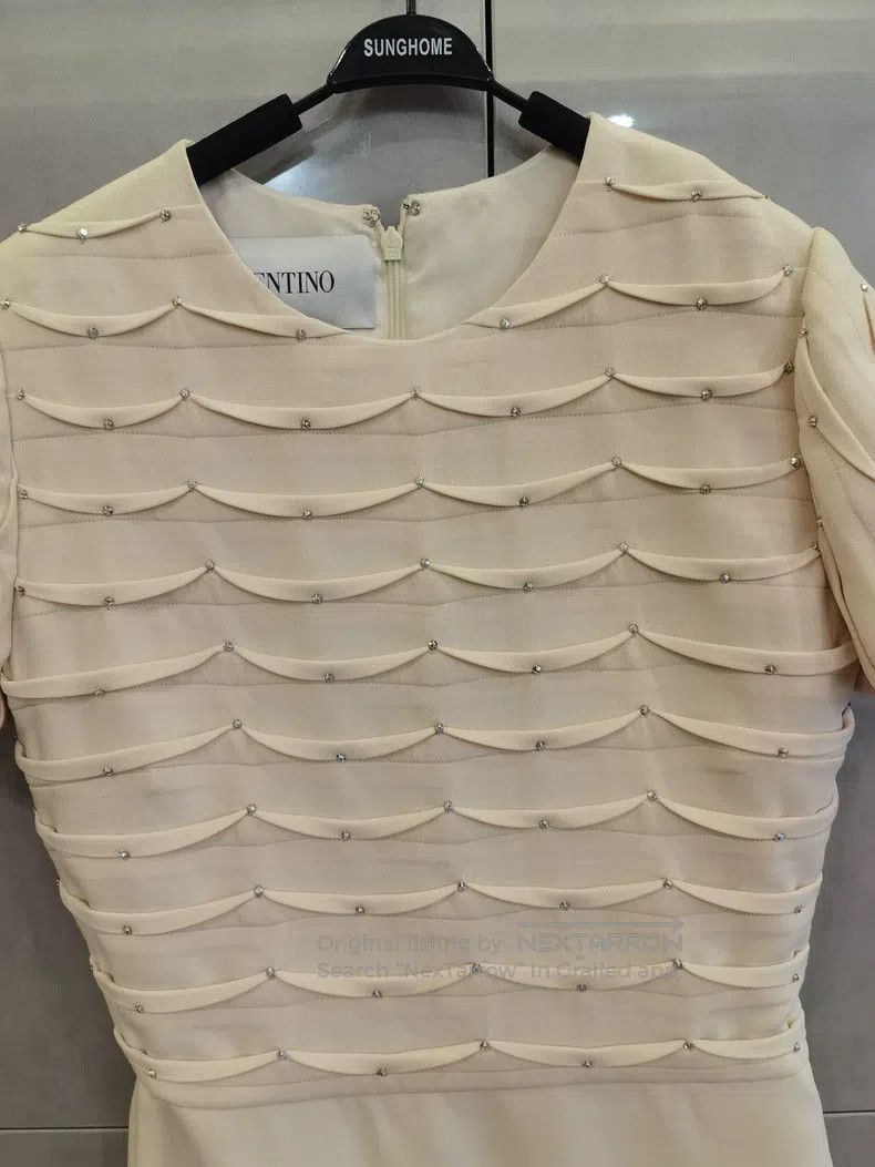 Valentino Valentino Milky white dress Size XS / US 0-2 / IT 36-38 - 2 Thumbnail