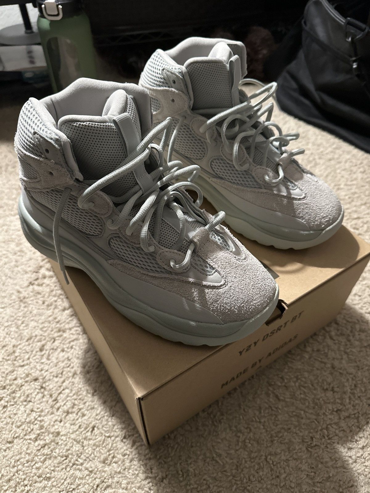 Adidas Yeezy dsrt boot “salt” Size US 9.5 / EU 42-43 - 2 Thumbnail