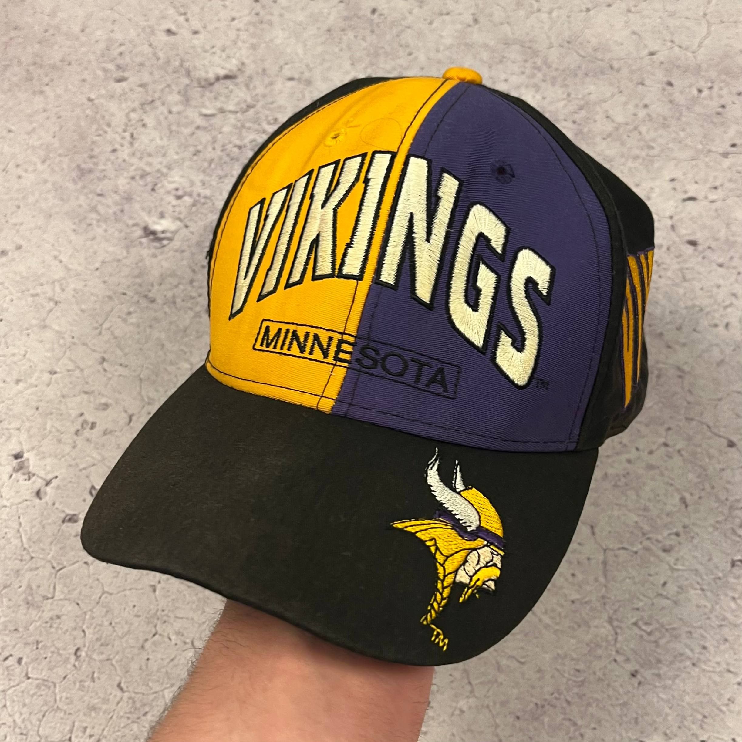 NFL Minnesota Vikings NFL Amcap Vintage Baseball Cap Size ONE SIZE - 1 Thumbnail