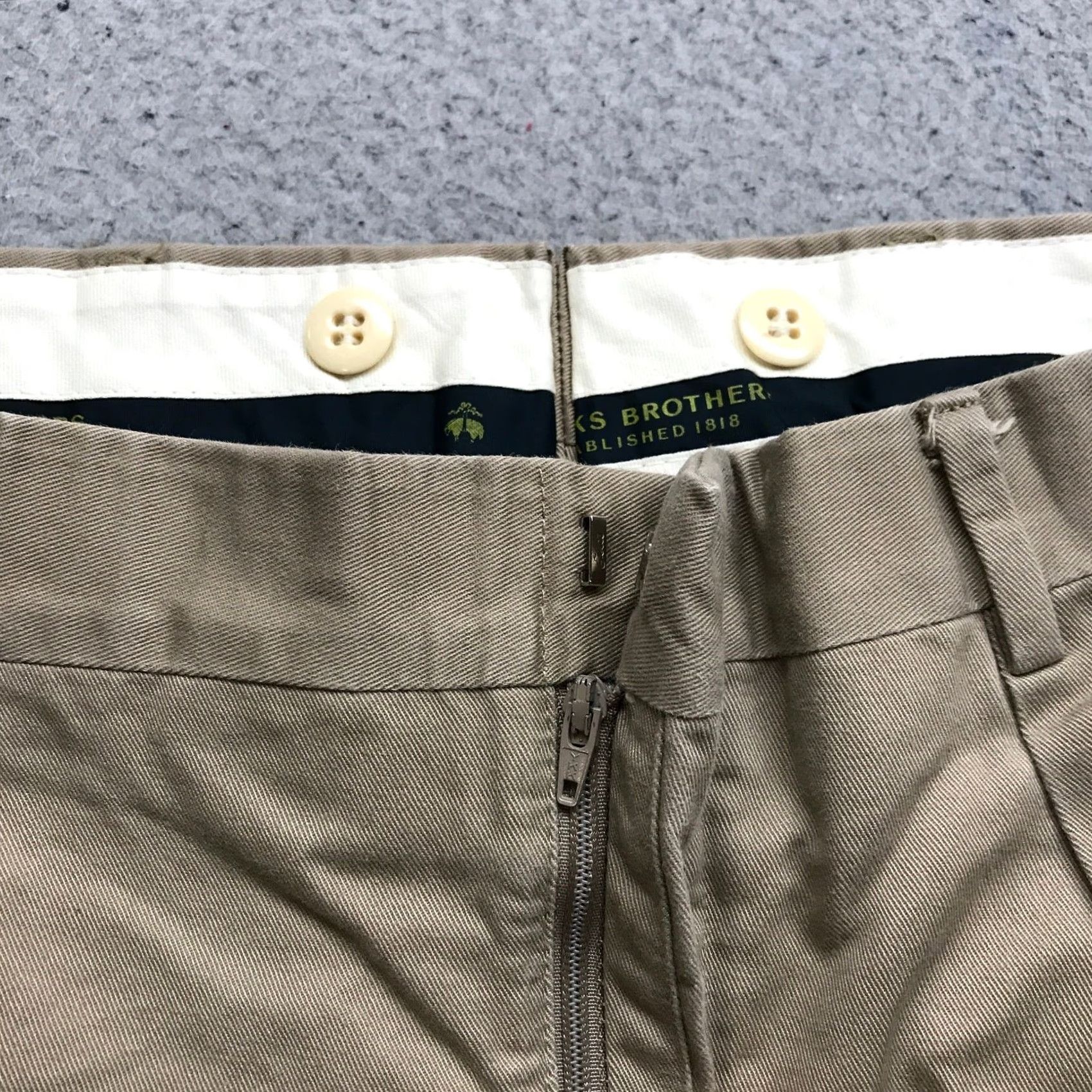 Brooks Brothers VINTAGE Brooks Brothers Dress Pants Mens 36x28 Twill Khaki Loose Fit Light Brown Pants Mens Brown" Size US 36 / EU 52 - 6 Thumbnail