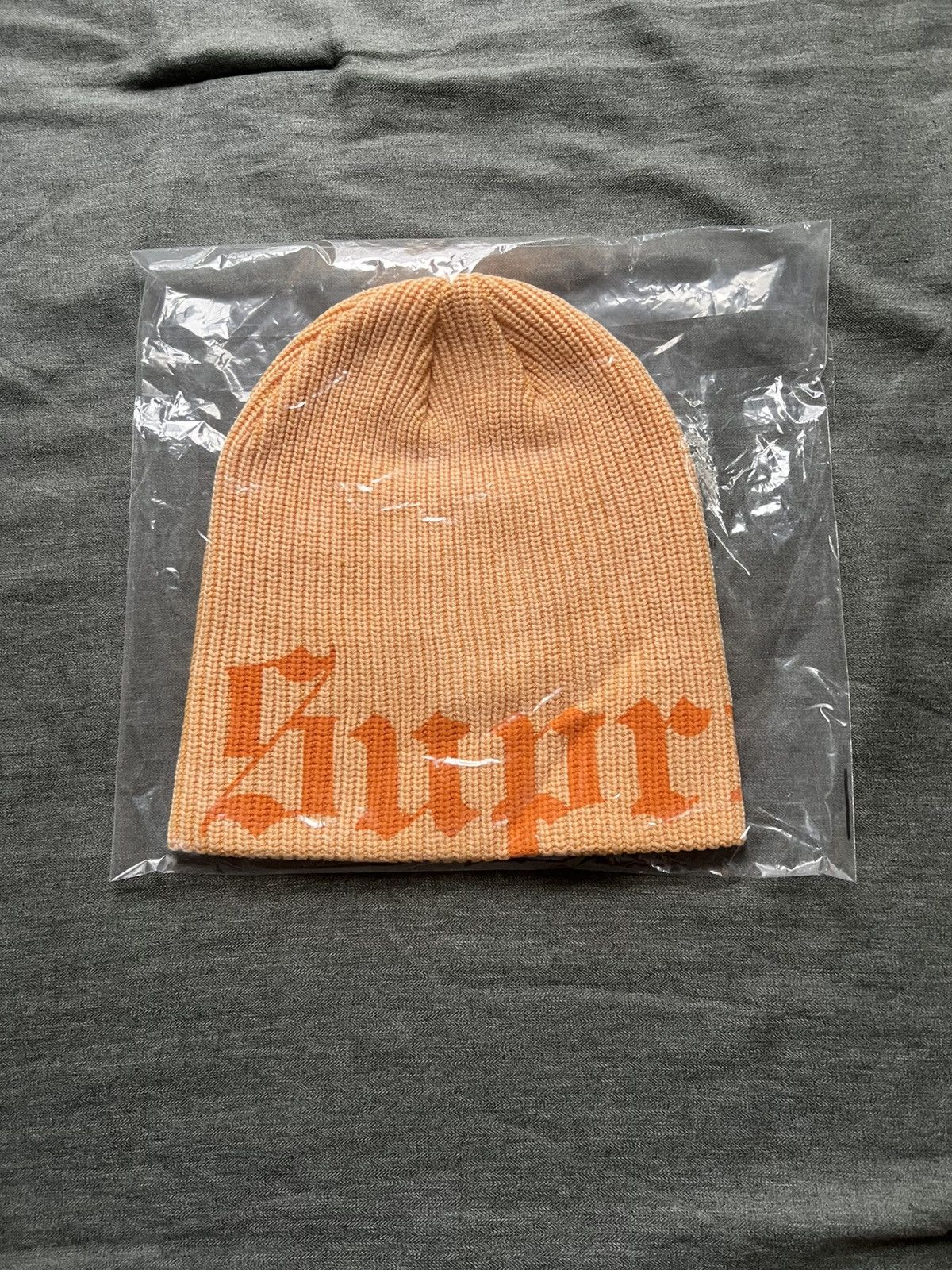 Supreme Supreme Old English Printed Beanie Orange Size ONE SIZE - 1 Thumbnail