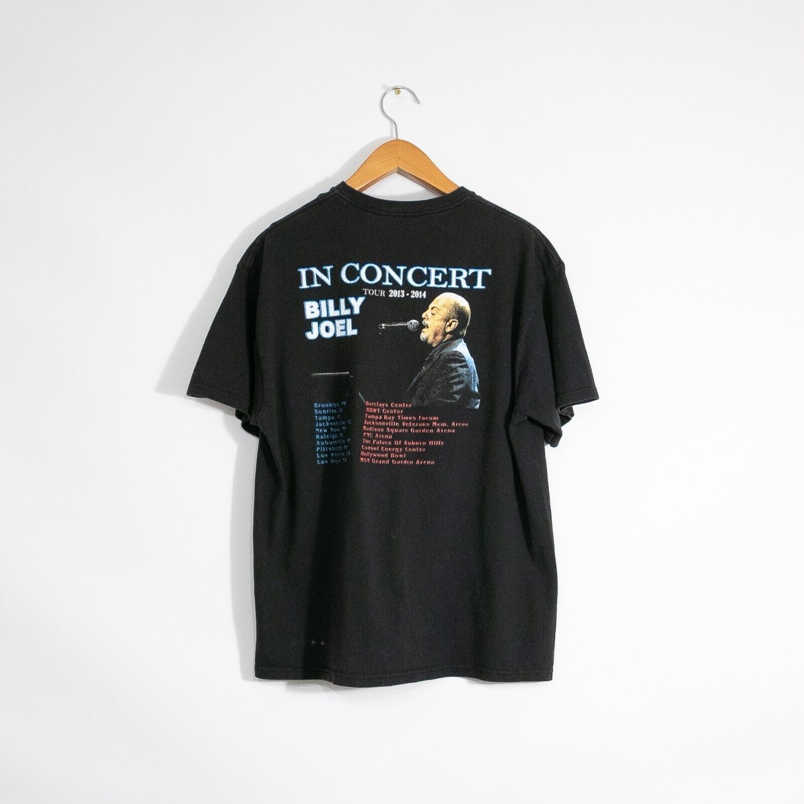 Vintage Billy Joel in Concert T Shirt XL Distressed 2014 Tour Black Size US XL / EU 56 / 4 - 5 Thumbnail
