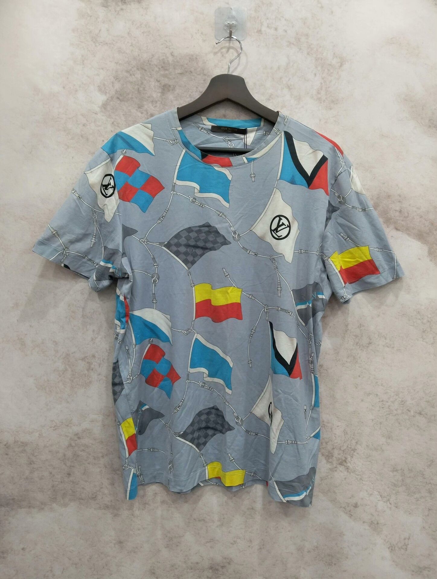 Louis Vuitton Louis Vuitton T-Shirt L Men Size US L / EU 52-54 / 3 - 1 Thumbnail