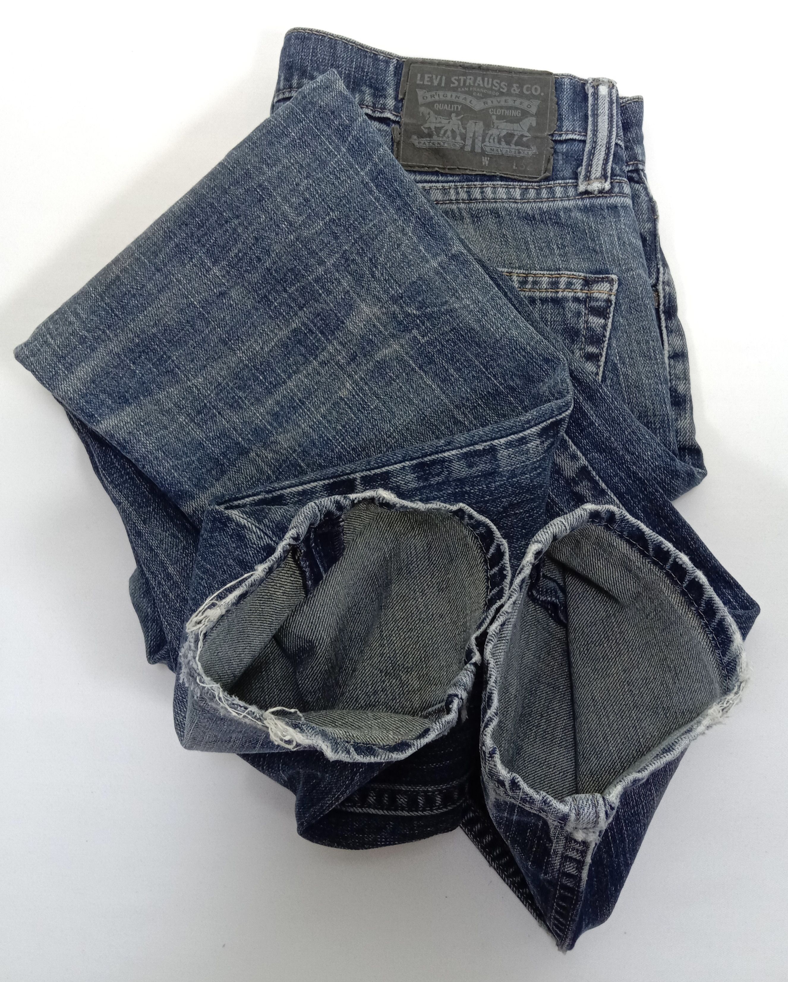 Levi's Vintage Levi's 511 Jeans Faded Dark Blue Slim Fit Denim Size US 30 / EU 46 - 16 Thumbnail