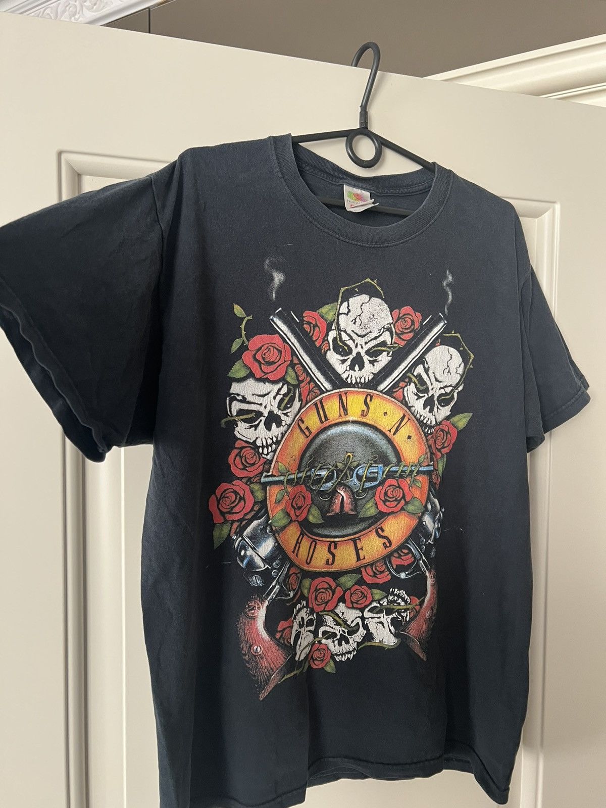 Guns N' Roses Vintage Guns N Roses Band Tee Rock T-Shirt Size L Size US L / EU 52-54 / 3 - 9 Thumbnail