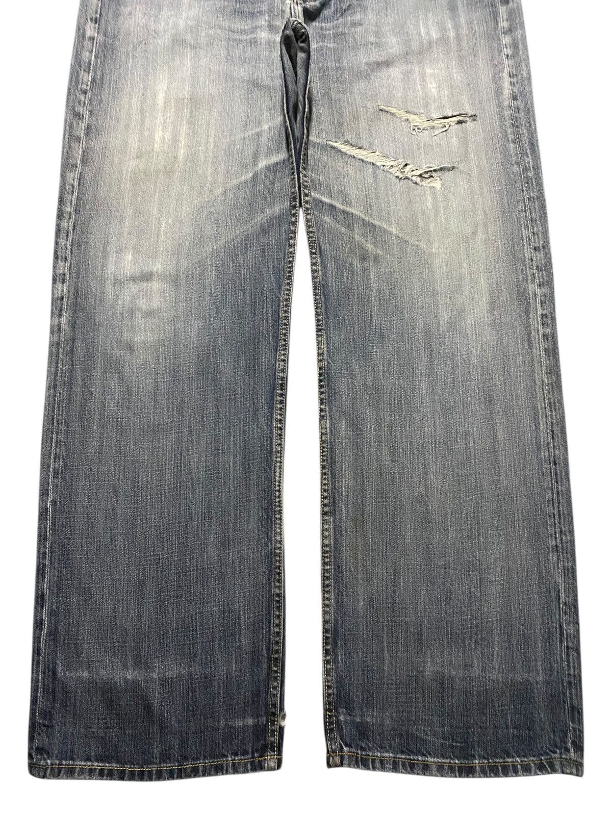 Japanese Brand Vintage Japanese Brand Stone Wash Distressed Baggy Jeans Size US 37 - 5 Thumbnail