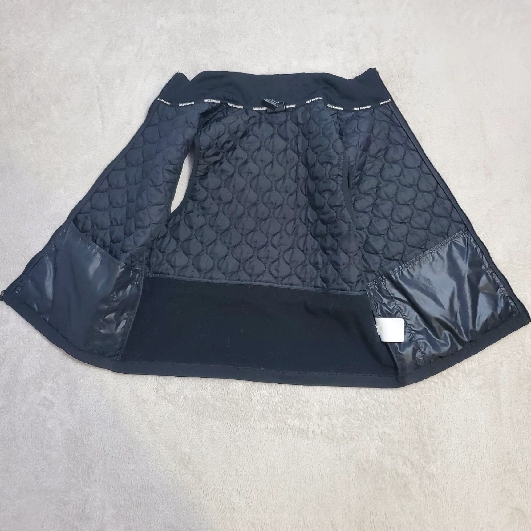 Nike Nike Aerolayer Vest Women M Black Full Zip Soft Shell Gilet Quilted Running Lightweight Pockets Size M / US 6-8 / IT 42-44 - 7 Thumbnail