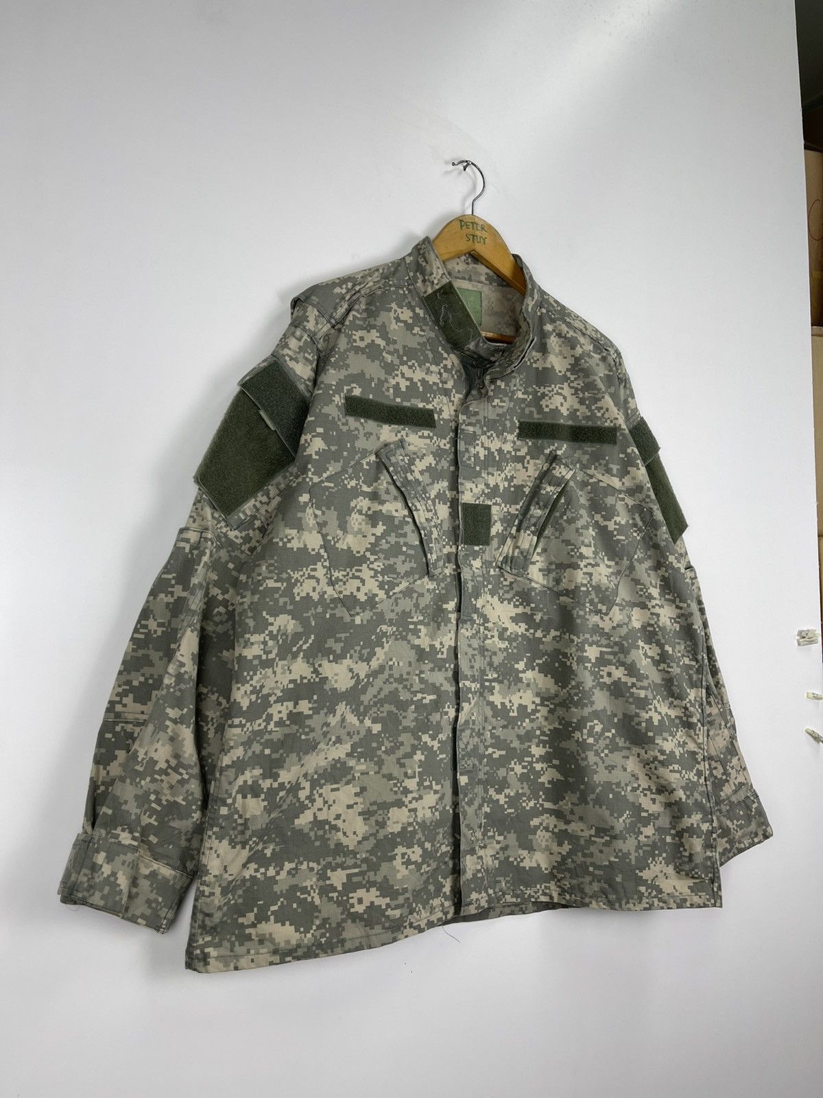 Vintage Vintage US Army Digital Camo Jacket Size US XL / EU 56 / 4 - 5 Thumbnail