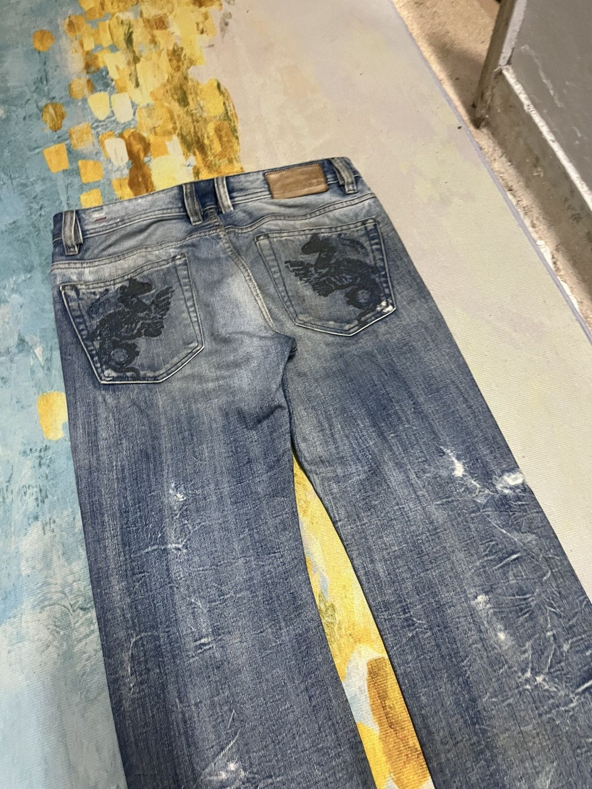 Diesel 💥Grailed Sale💥 Diesel Sukajan Motive Embroidery Jeans Size US 32 / EU 48 - 18 Thumbnail