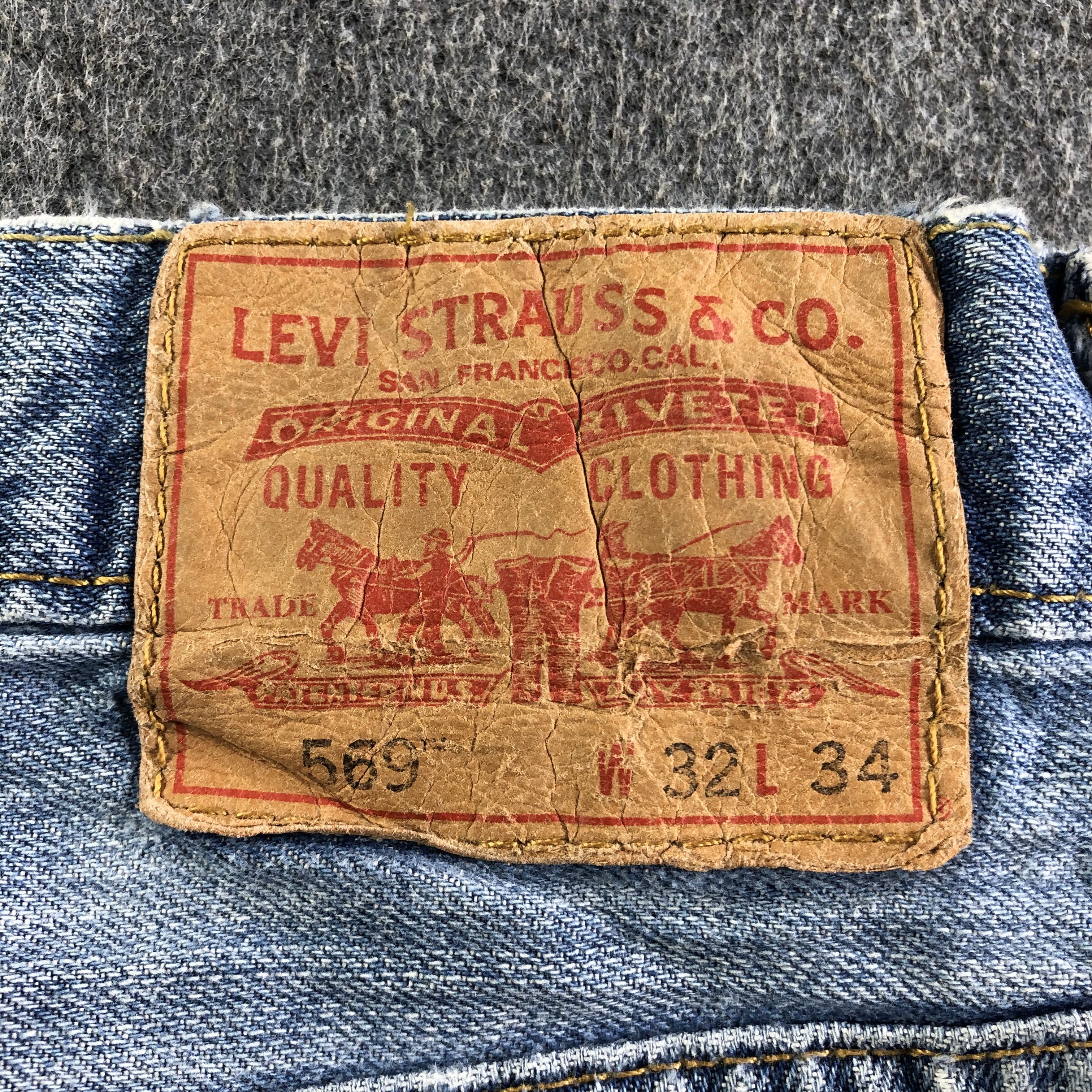 Levi's Vintage Blue Wash Levis 569 Jeans-J4201 Size US 35 - 5 Thumbnail