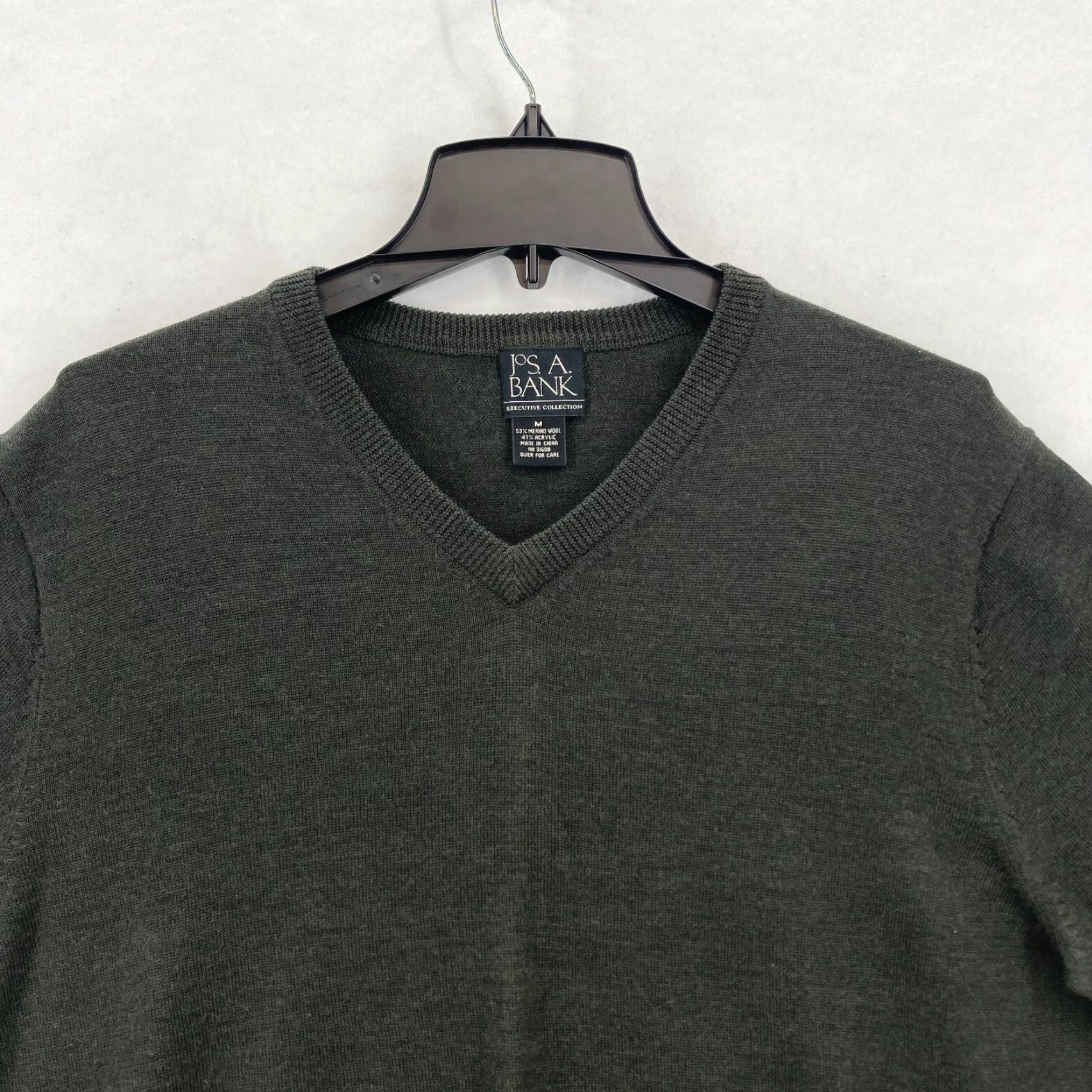 Jos. A. Bank Jos. A. Bank Merino Wool Blend Sweater Mens Medium Dark Green Long Sleeve V Neck Size US M / EU 48-50 / 2 - 2 Thumbnail