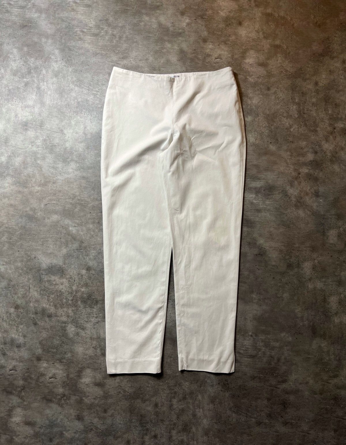 Brunello Cucinelli Brunello Cucinelli Ecru Carot Fit Pants Size 30" / US 8 / IT 44 - 1 Thumbnail