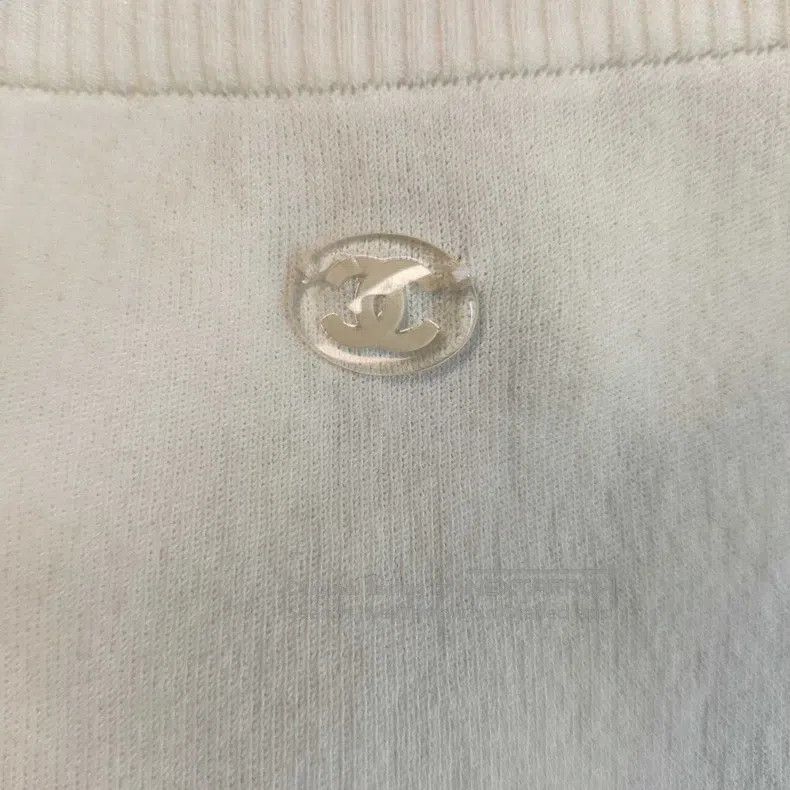 Chanel Chanel Three-dimensional water drop white short sleeves Size XXS / US 00 / IT 34 - 3 Thumbnail